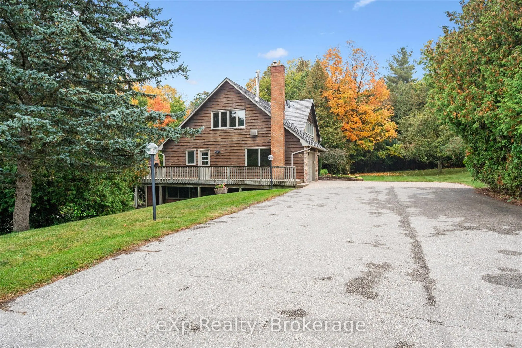 32 Glenholm Drive