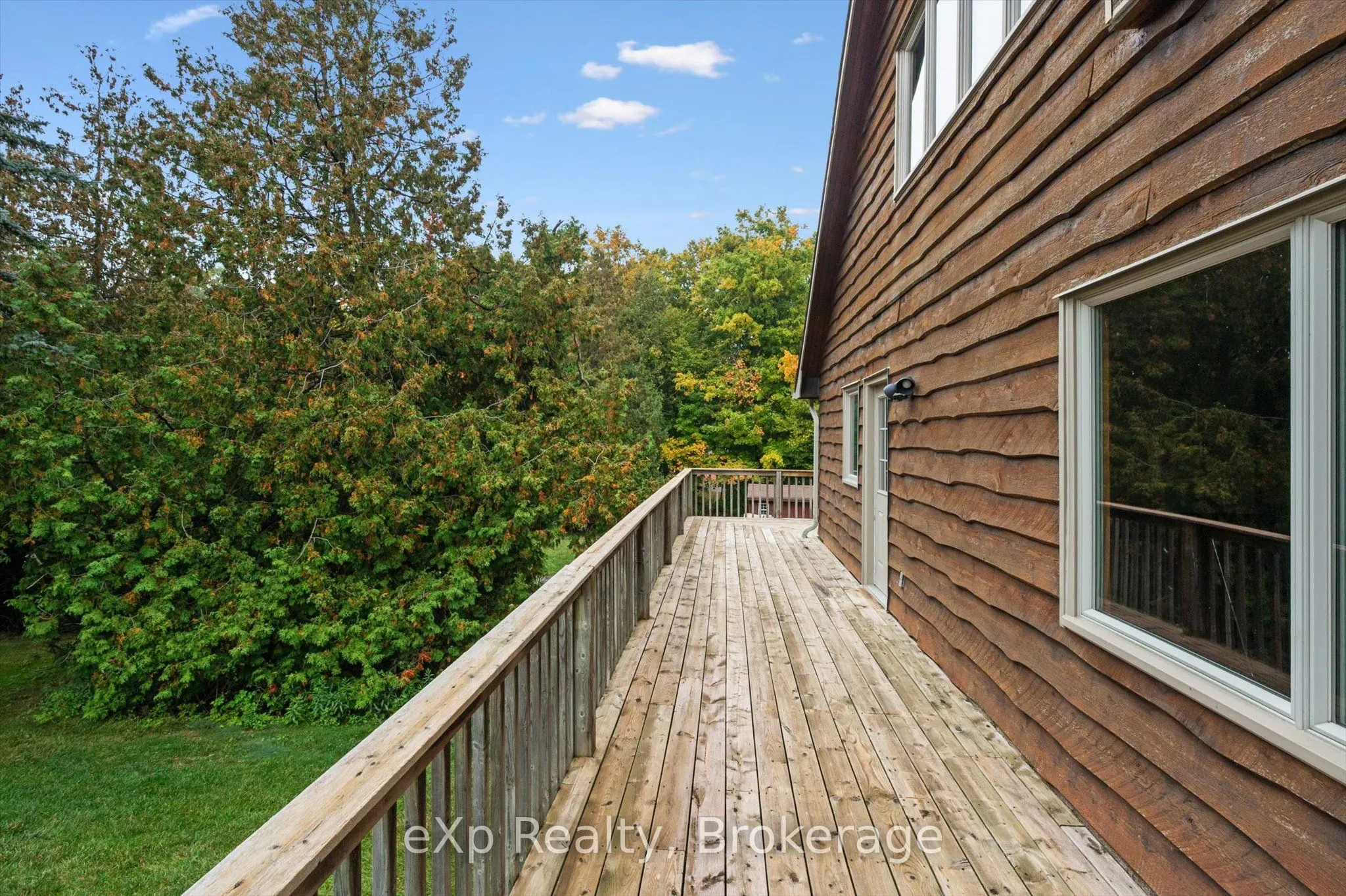 32 Glenholm Drive