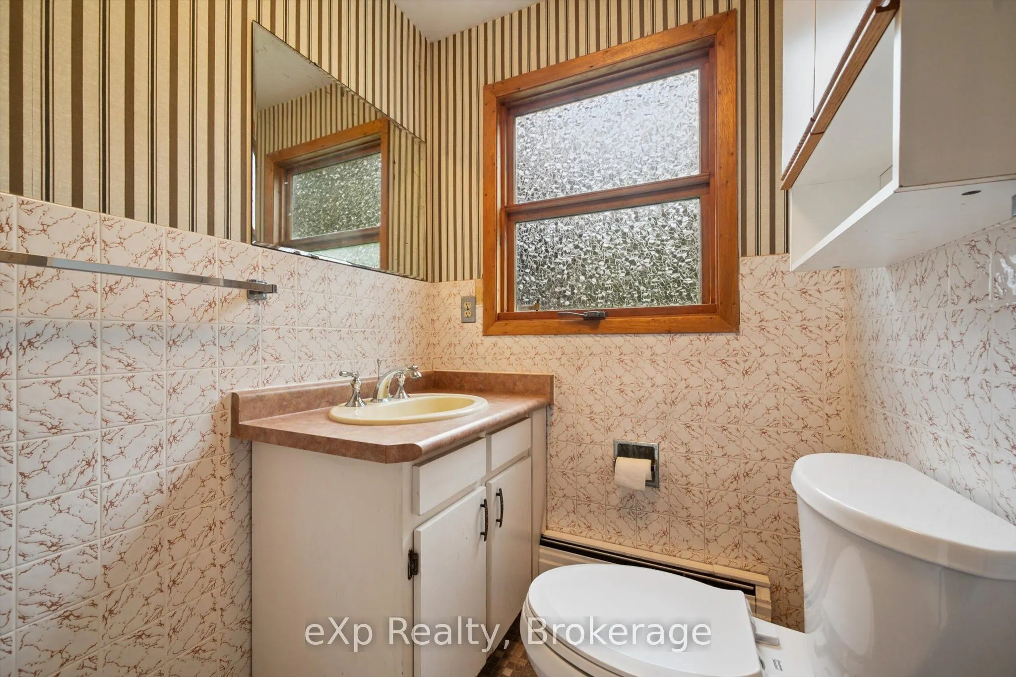 32 Glenholm Drive