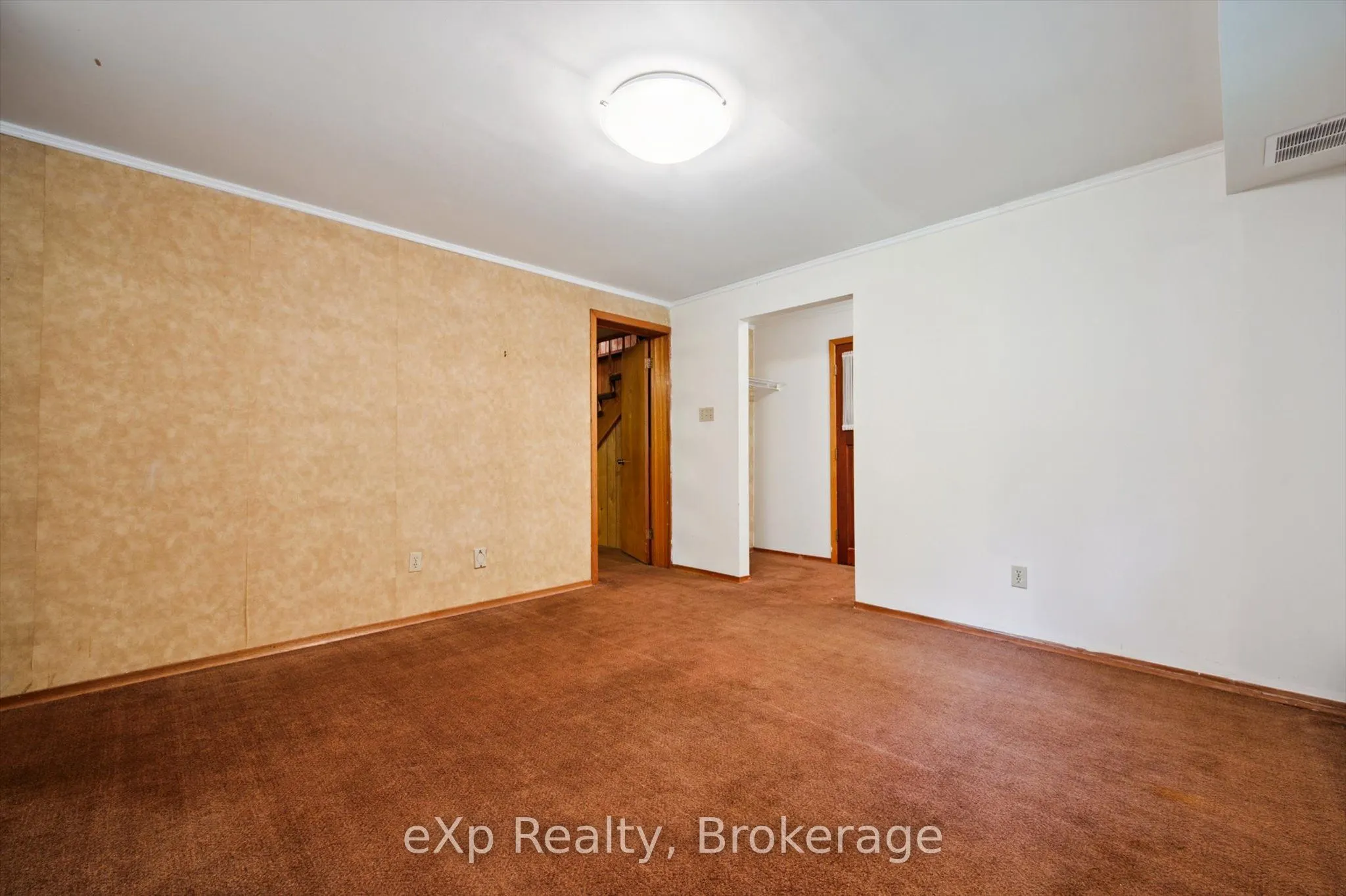 32 Glenholm Drive