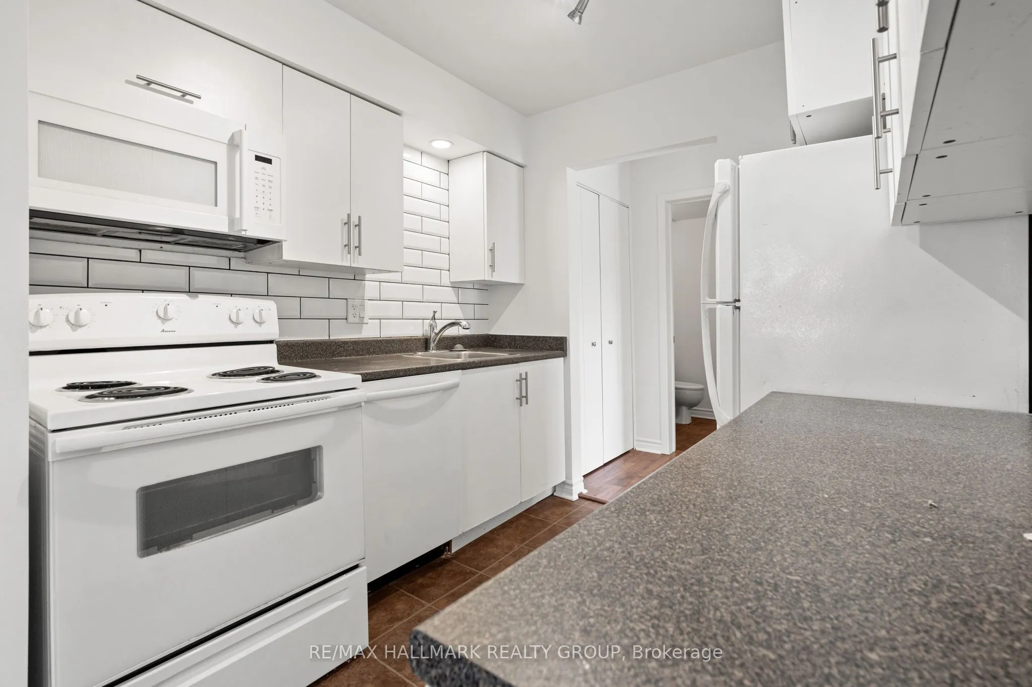 311 Presland Road, #C