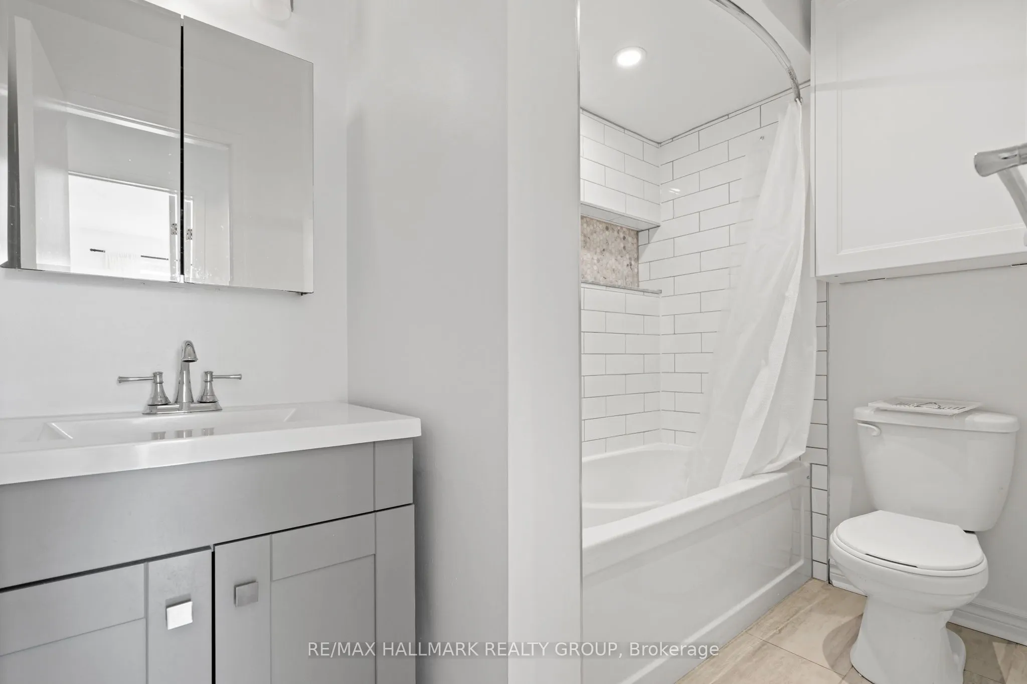 311 Presland Road, #C