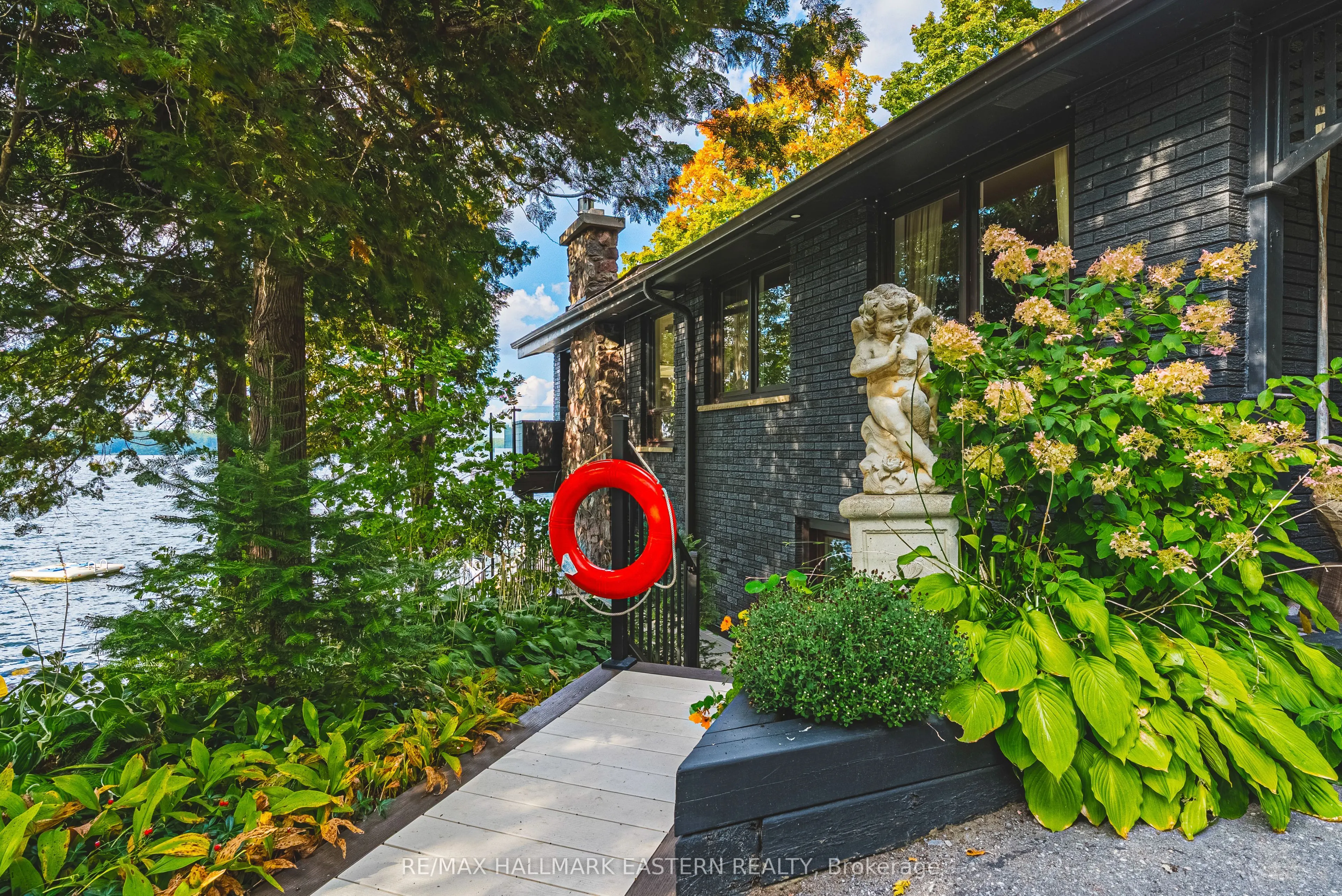 1052 Tedford Lane