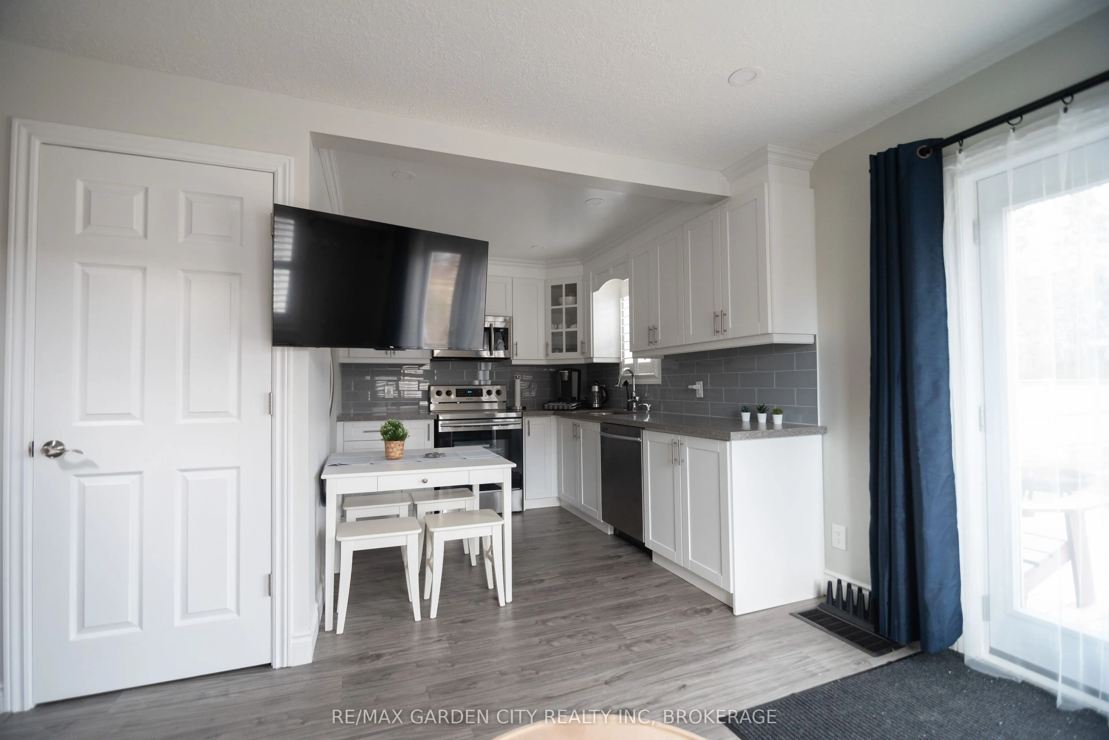 5839 McLeod Road