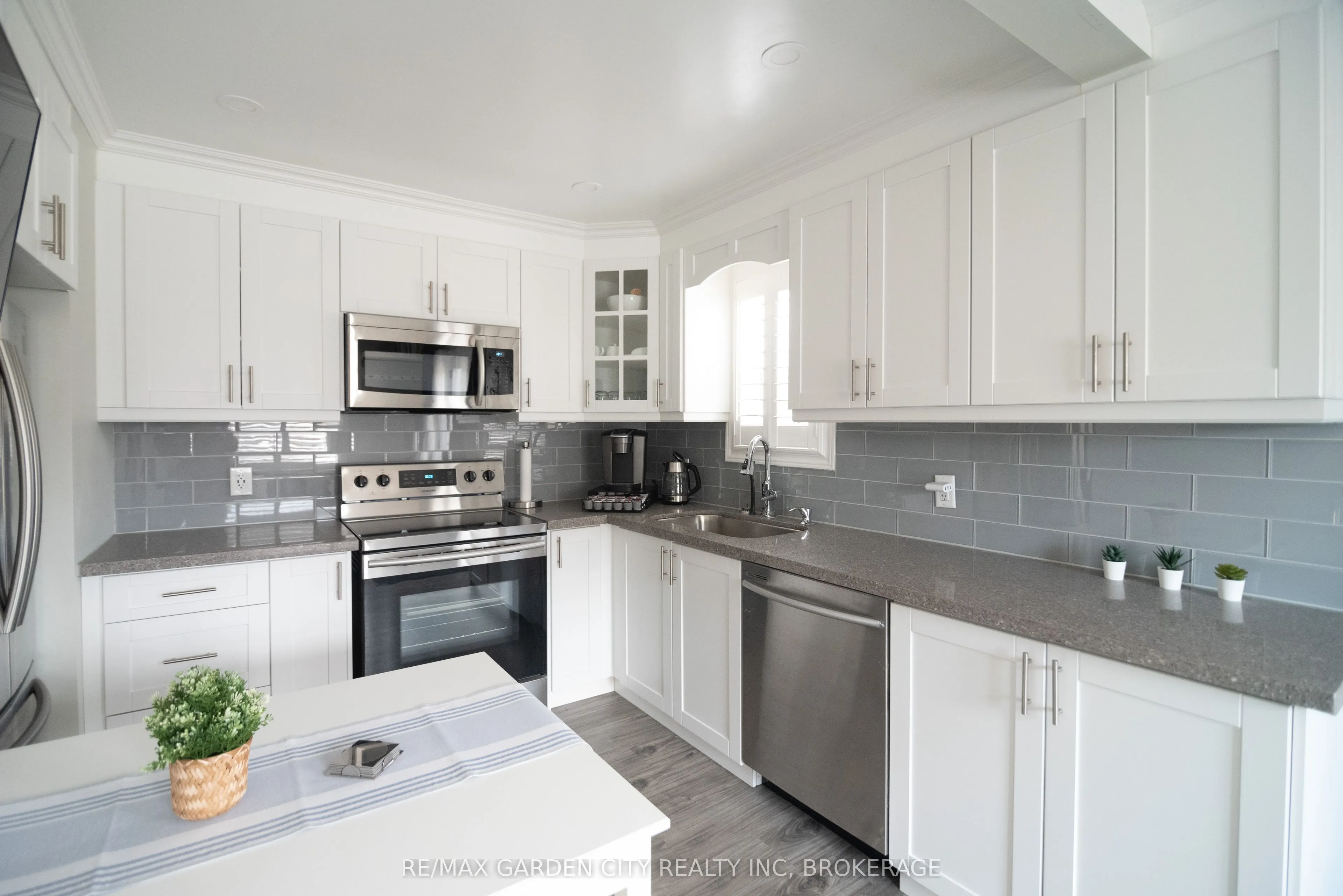 5839 McLeod Road