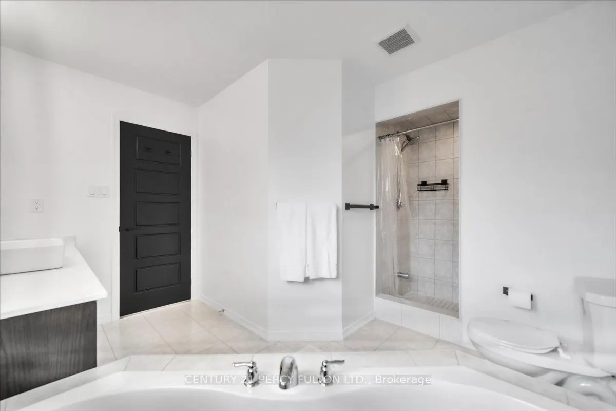 78 Cooke Avenue