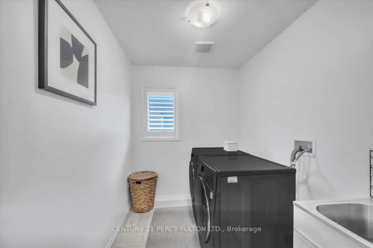 78 Cooke Avenue