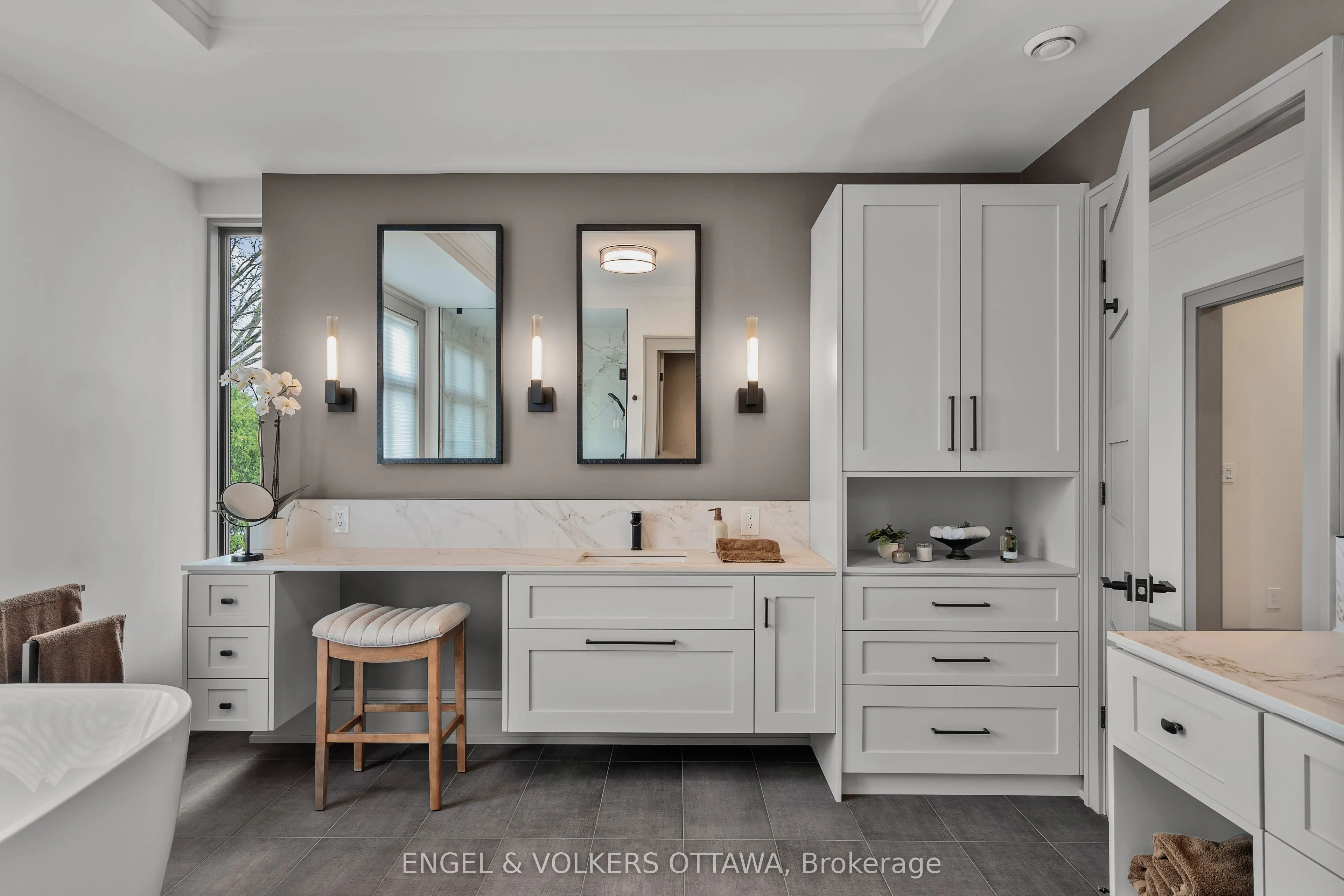 37 Clarendon Avenue