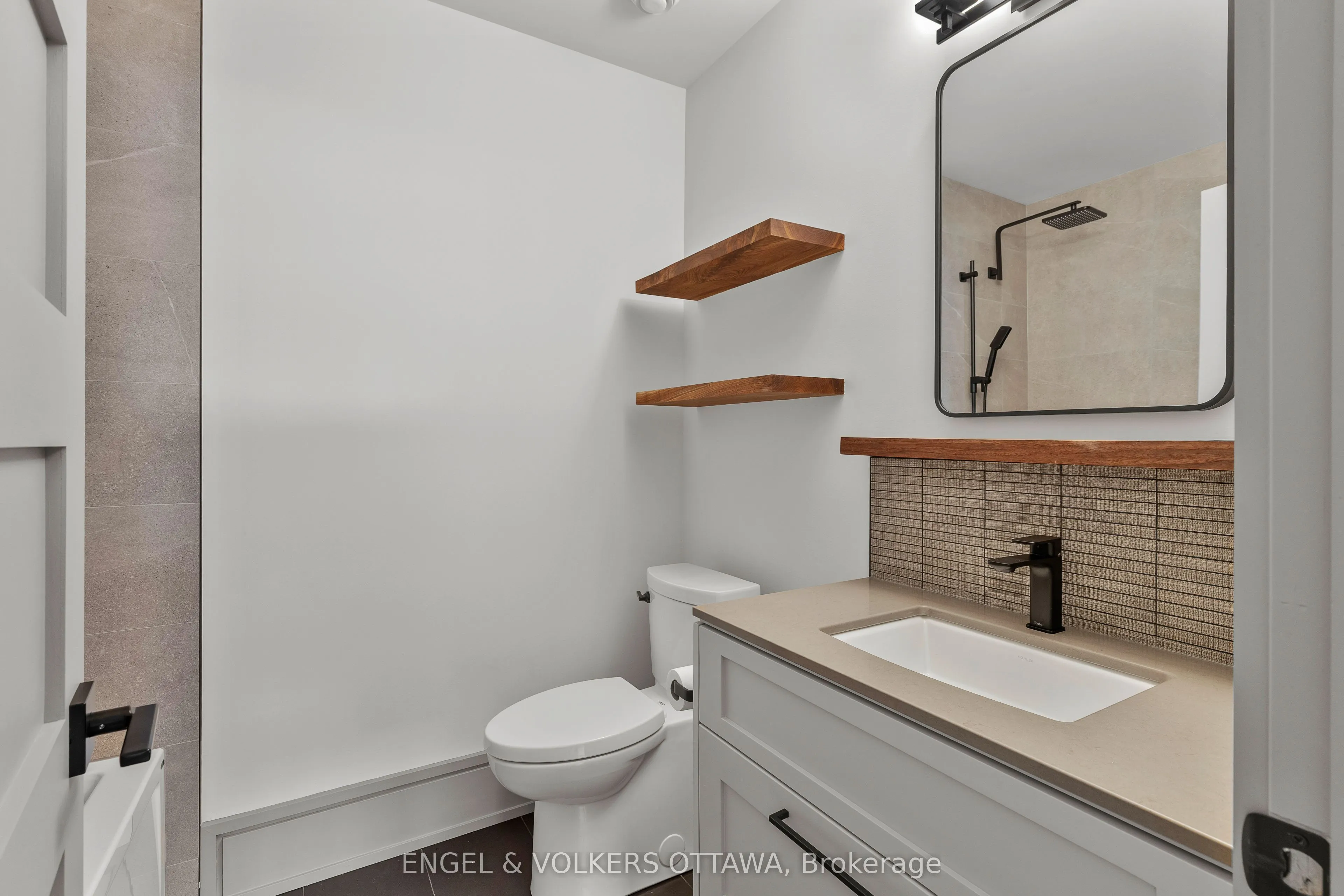 37 Clarendon Avenue