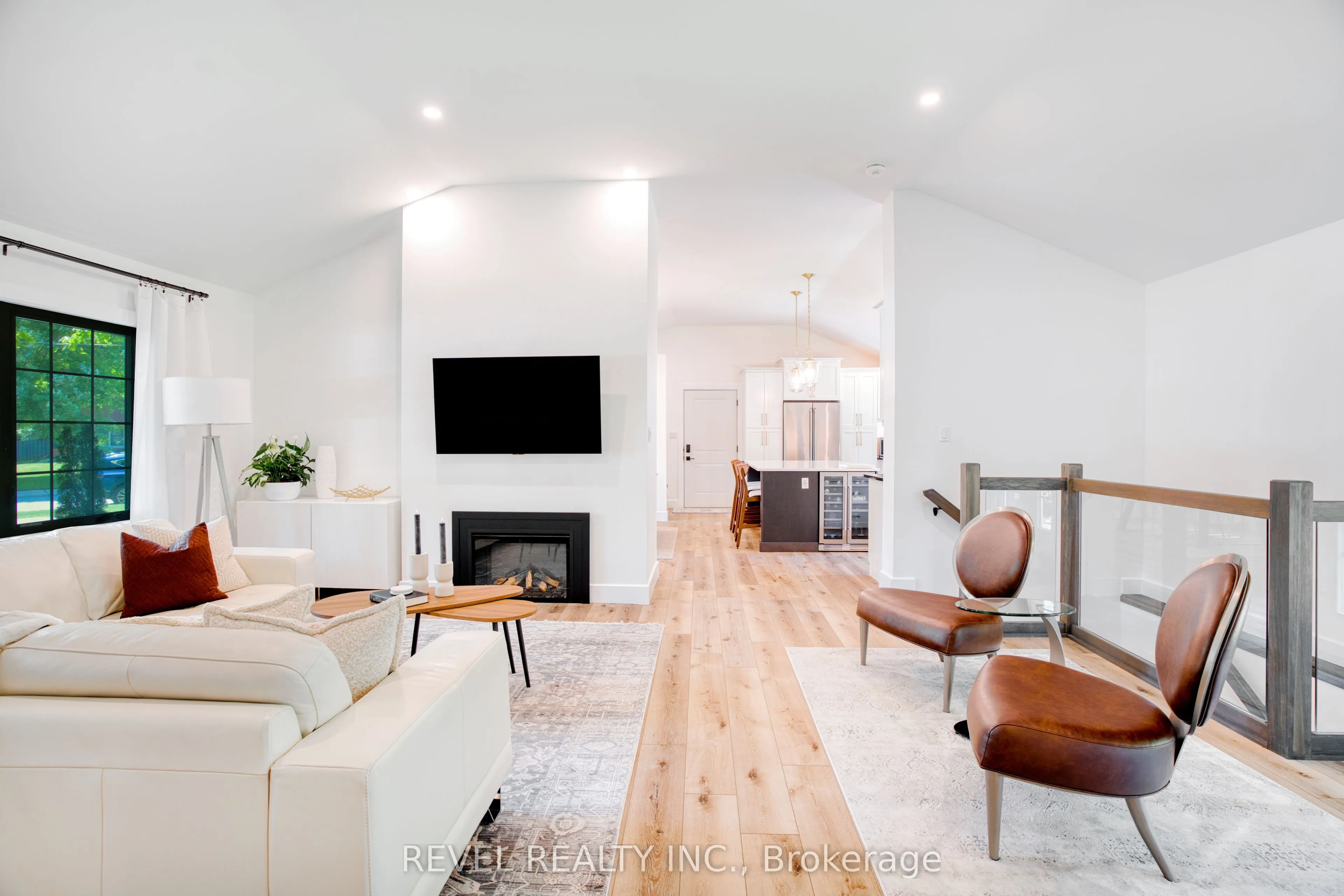 793 Green Lane