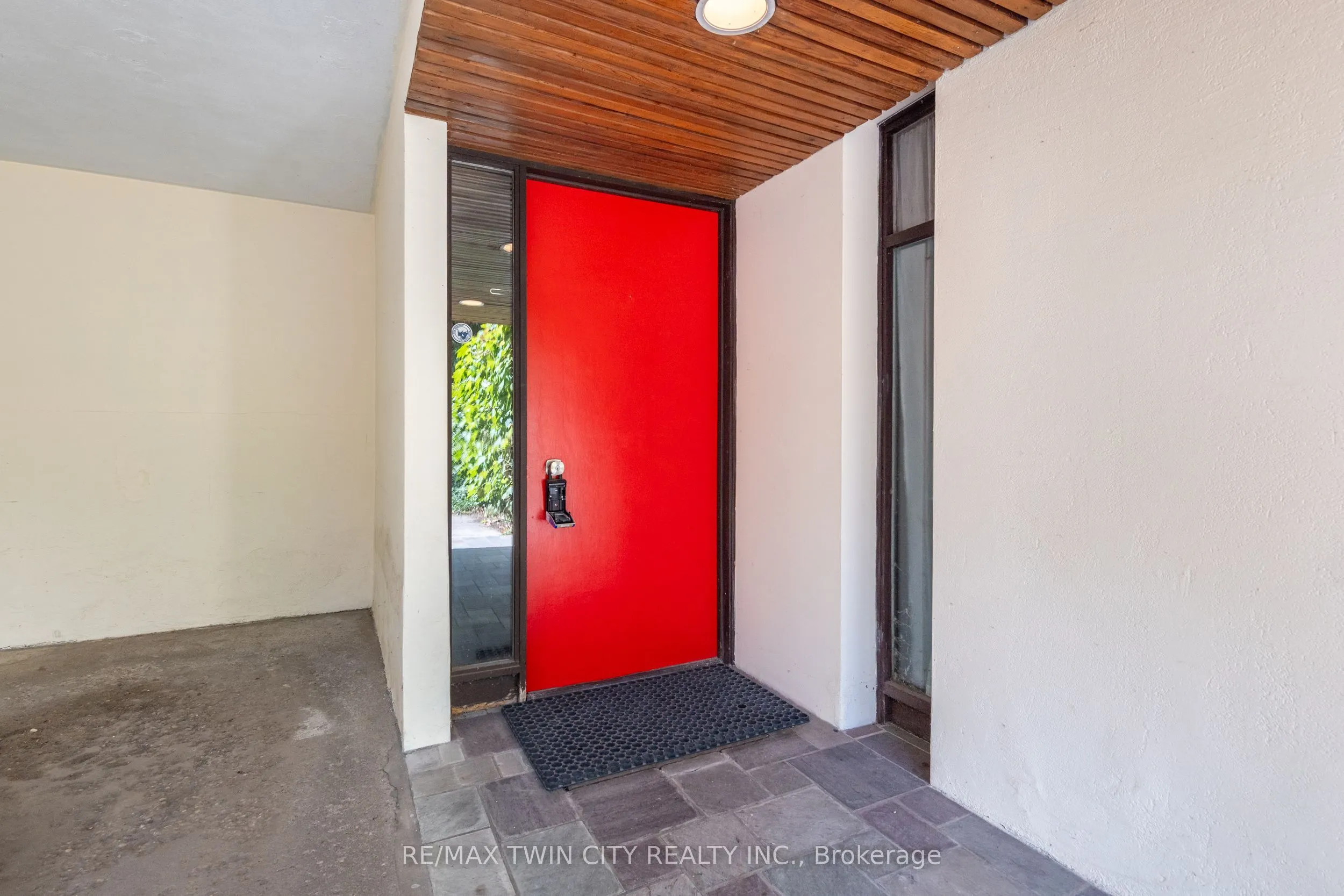 121 Grand Hill Drive