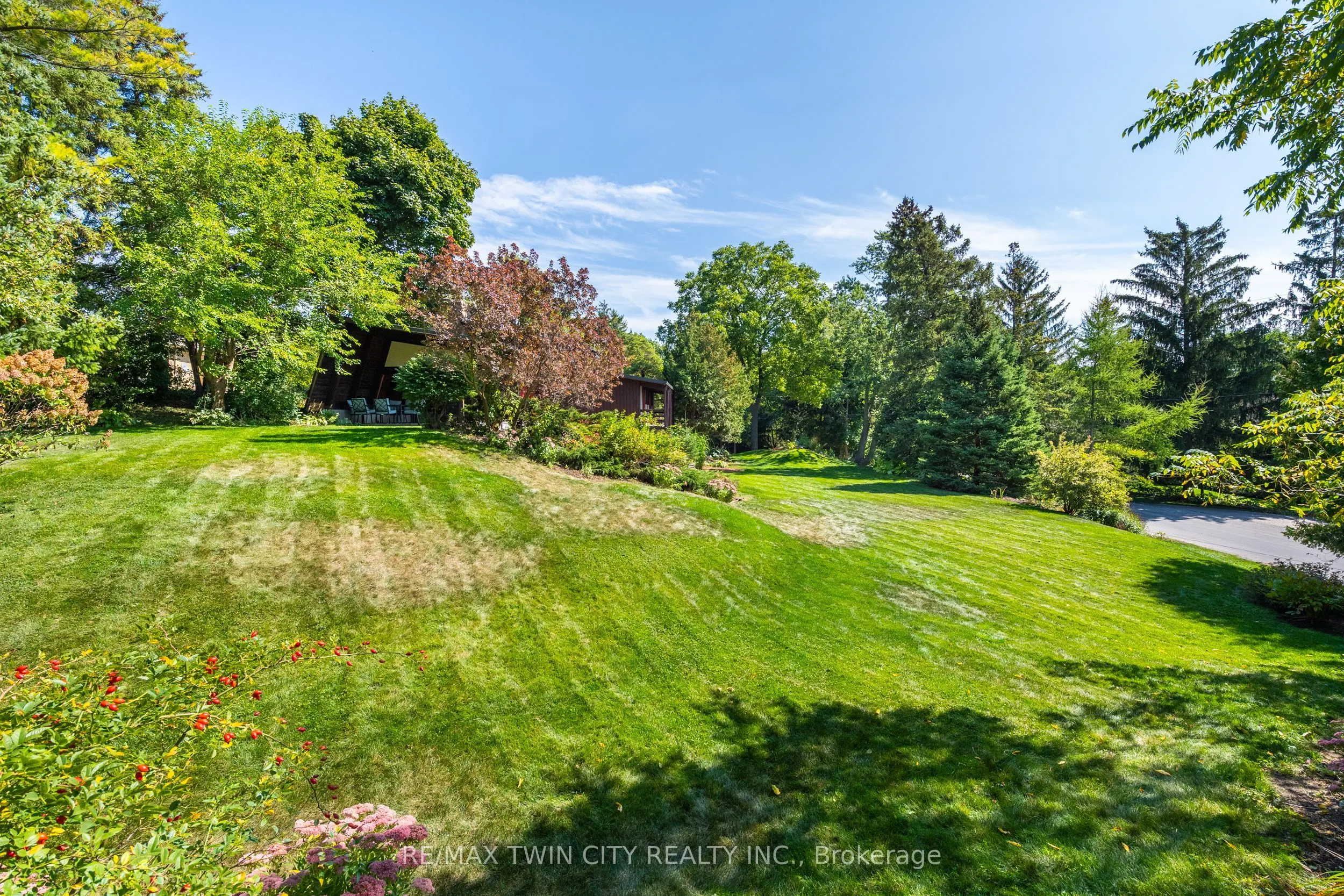 121 Grand Hill Drive