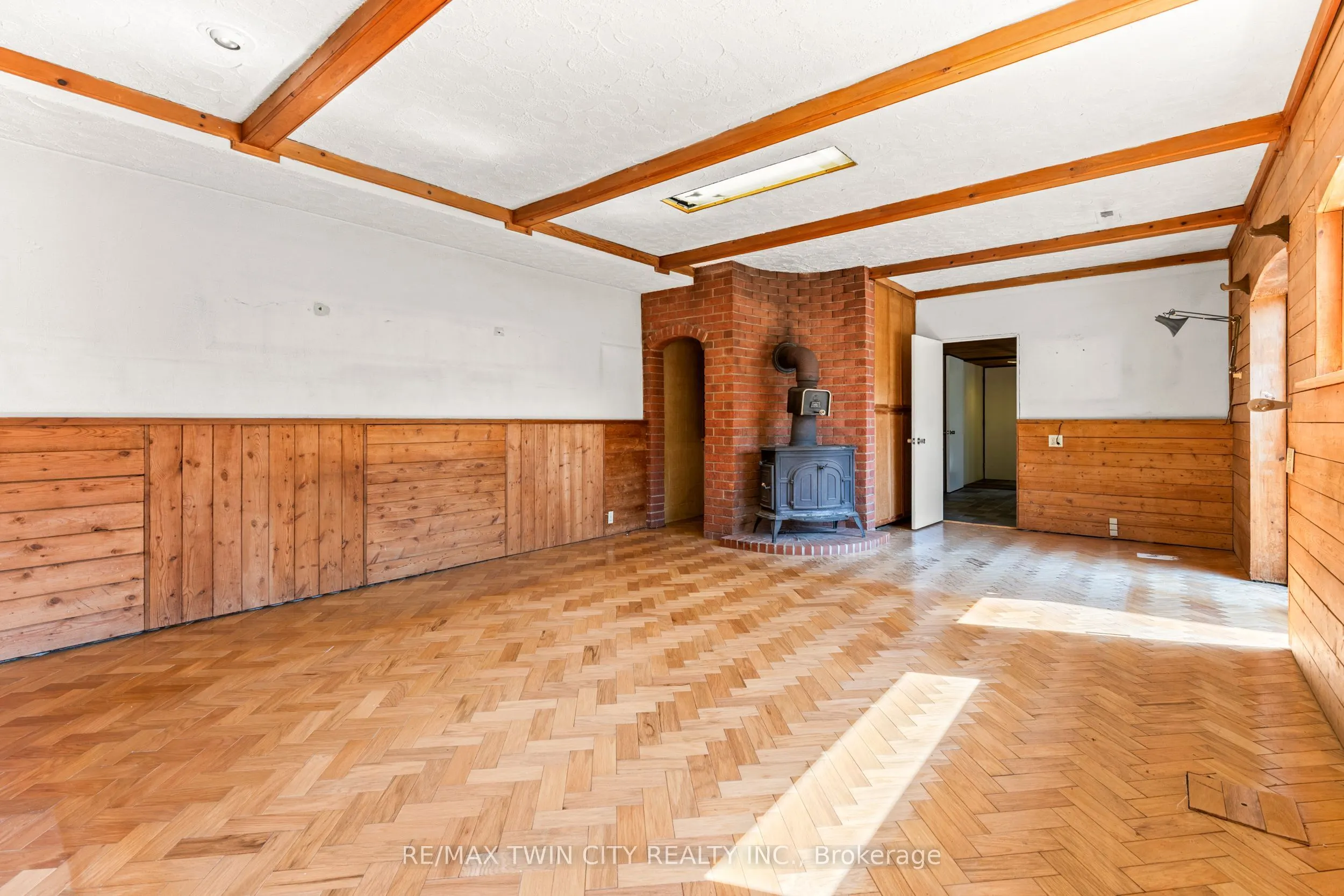 121 Grand Hill Drive