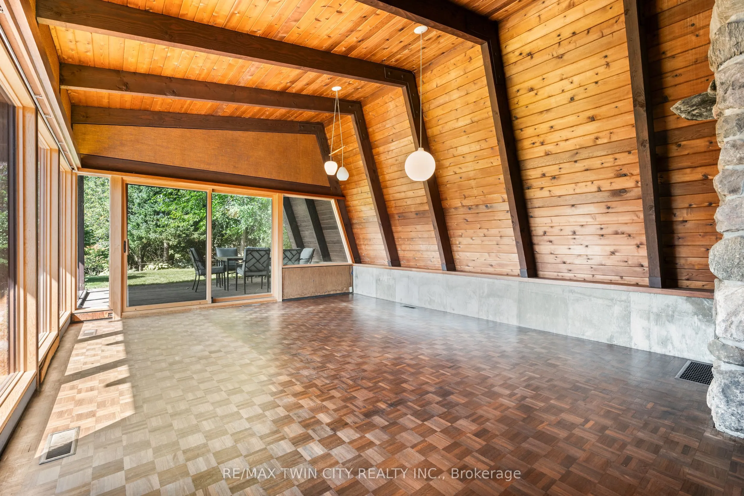 121 Grand Hill Drive