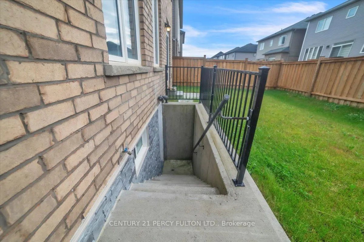 80 Cooke Avenue