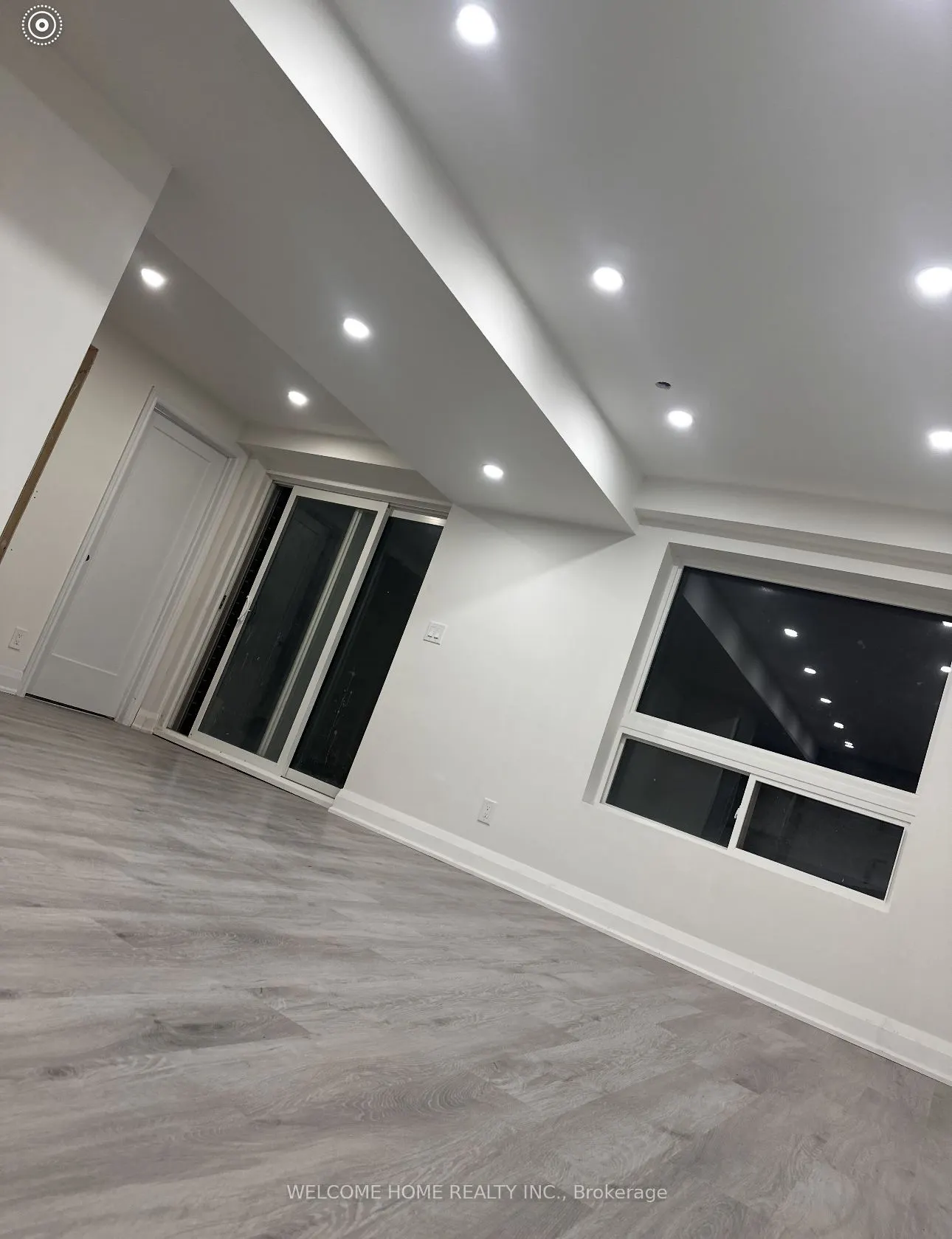 15 Carew Blvd Road N