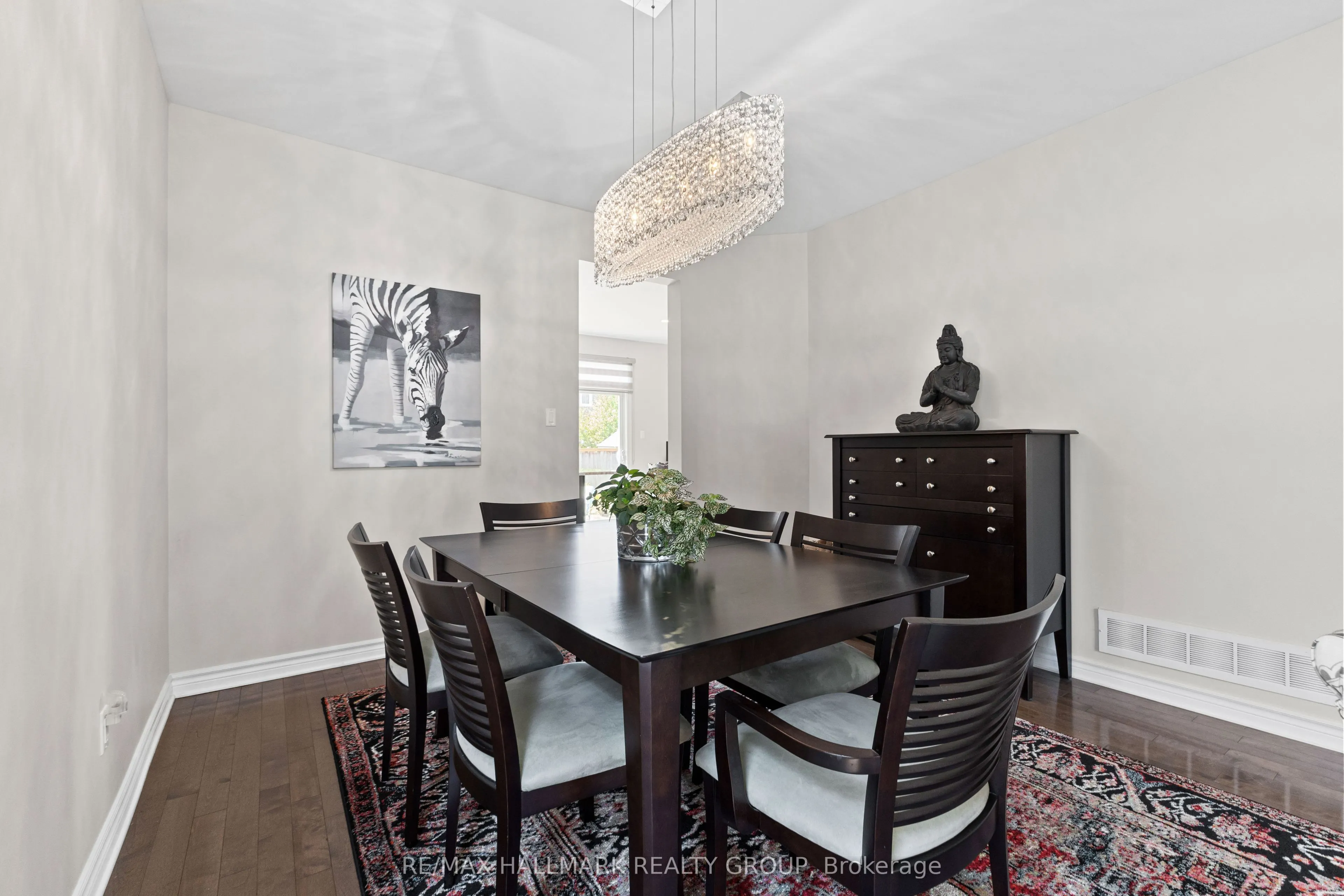 112 Gracewood Crescent
