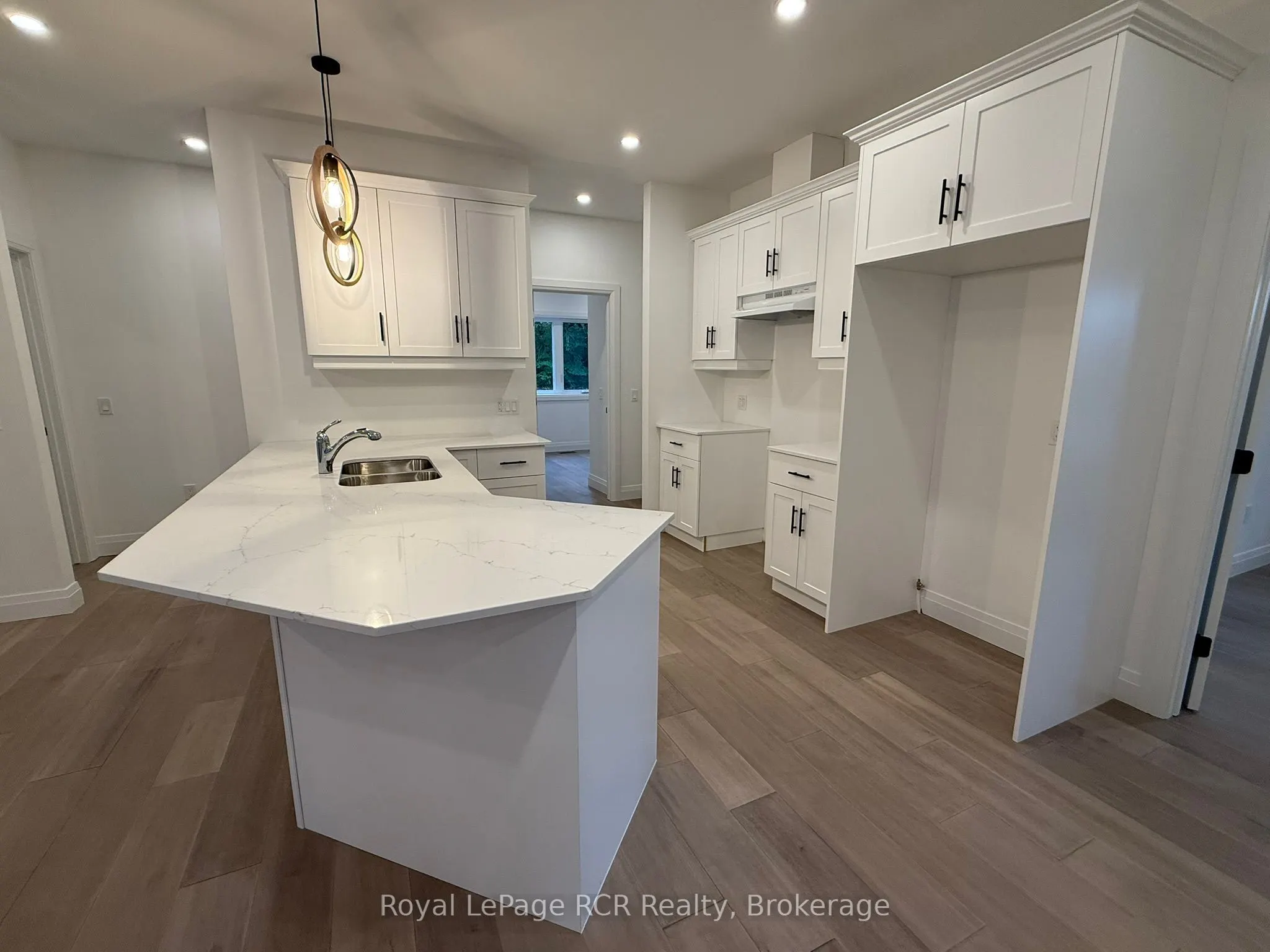 170 ELGIN ST
