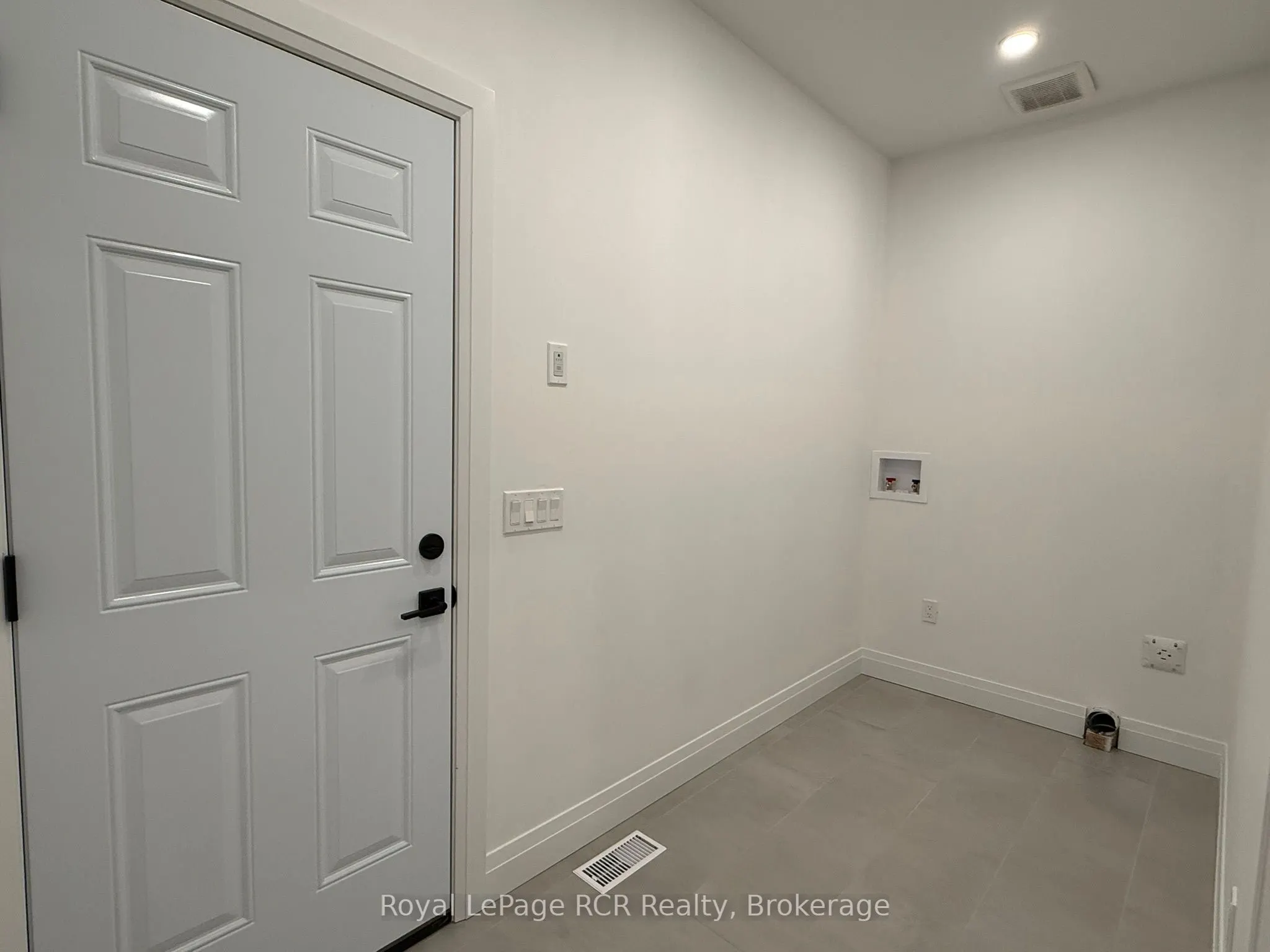 170 ELGIN ST