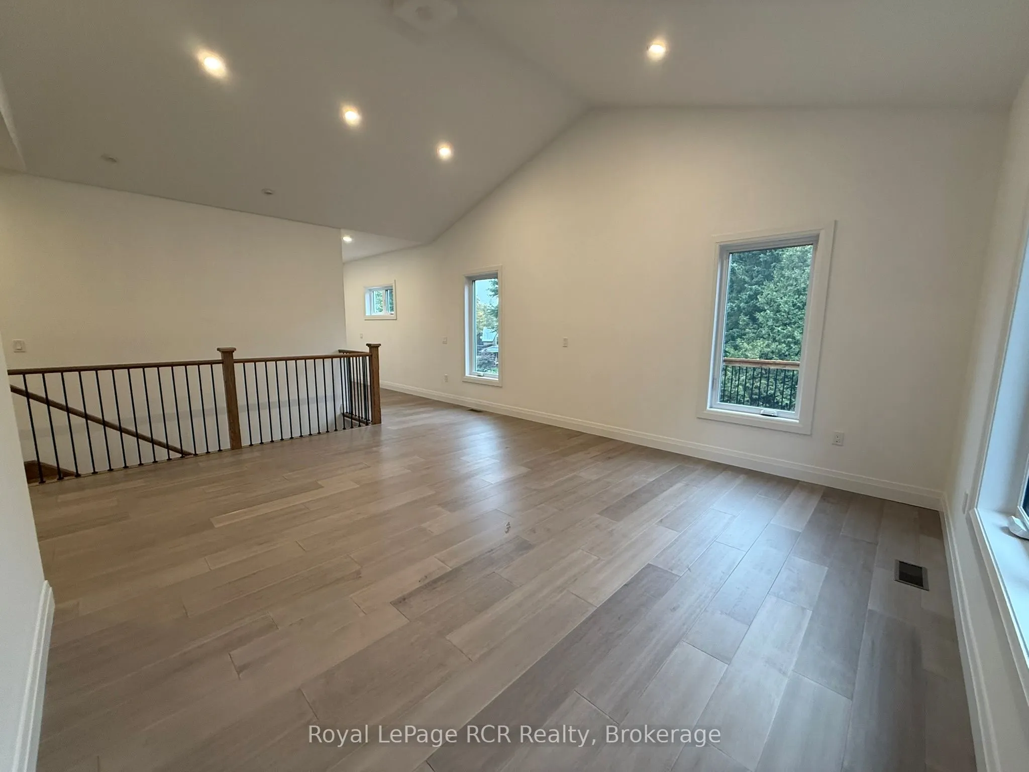170 ELGIN ST
