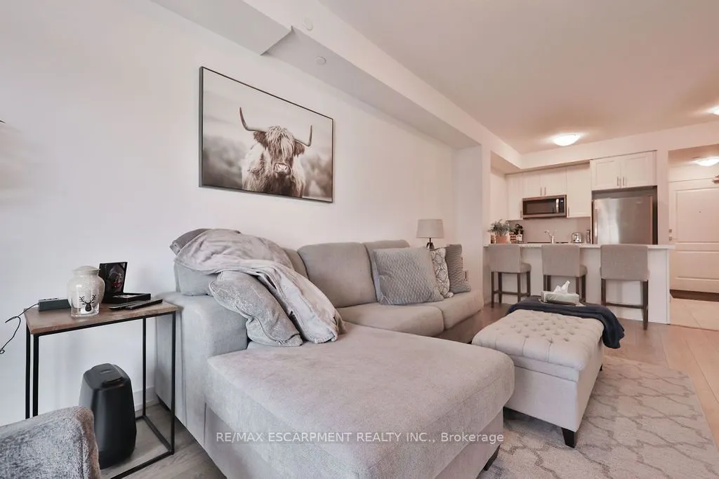 450 DUNDAS Street E, #607