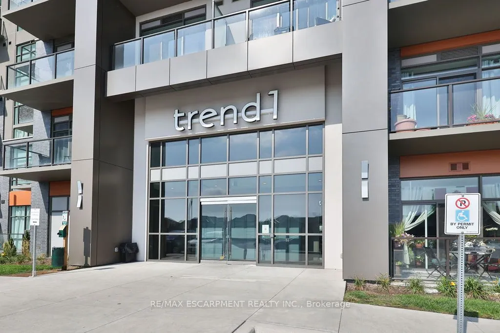 450 DUNDAS Street E, #607