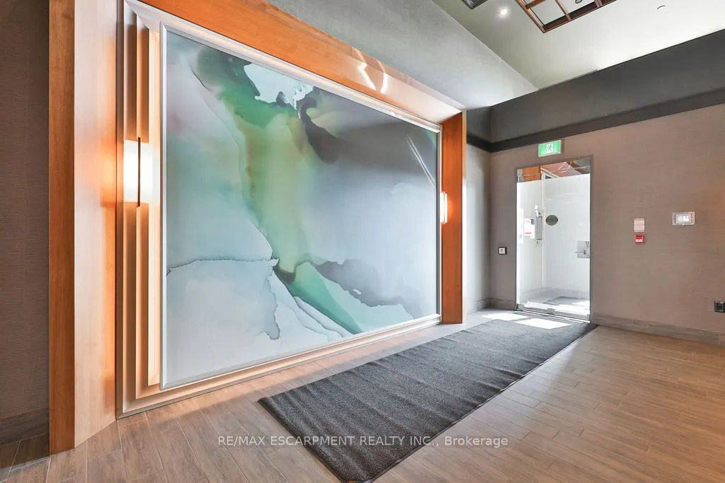 450 DUNDAS Street E, #607