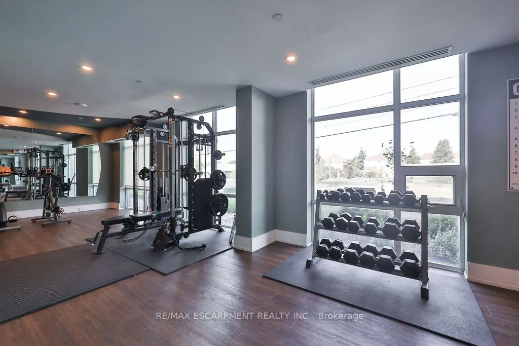 450 DUNDAS Street E, #607