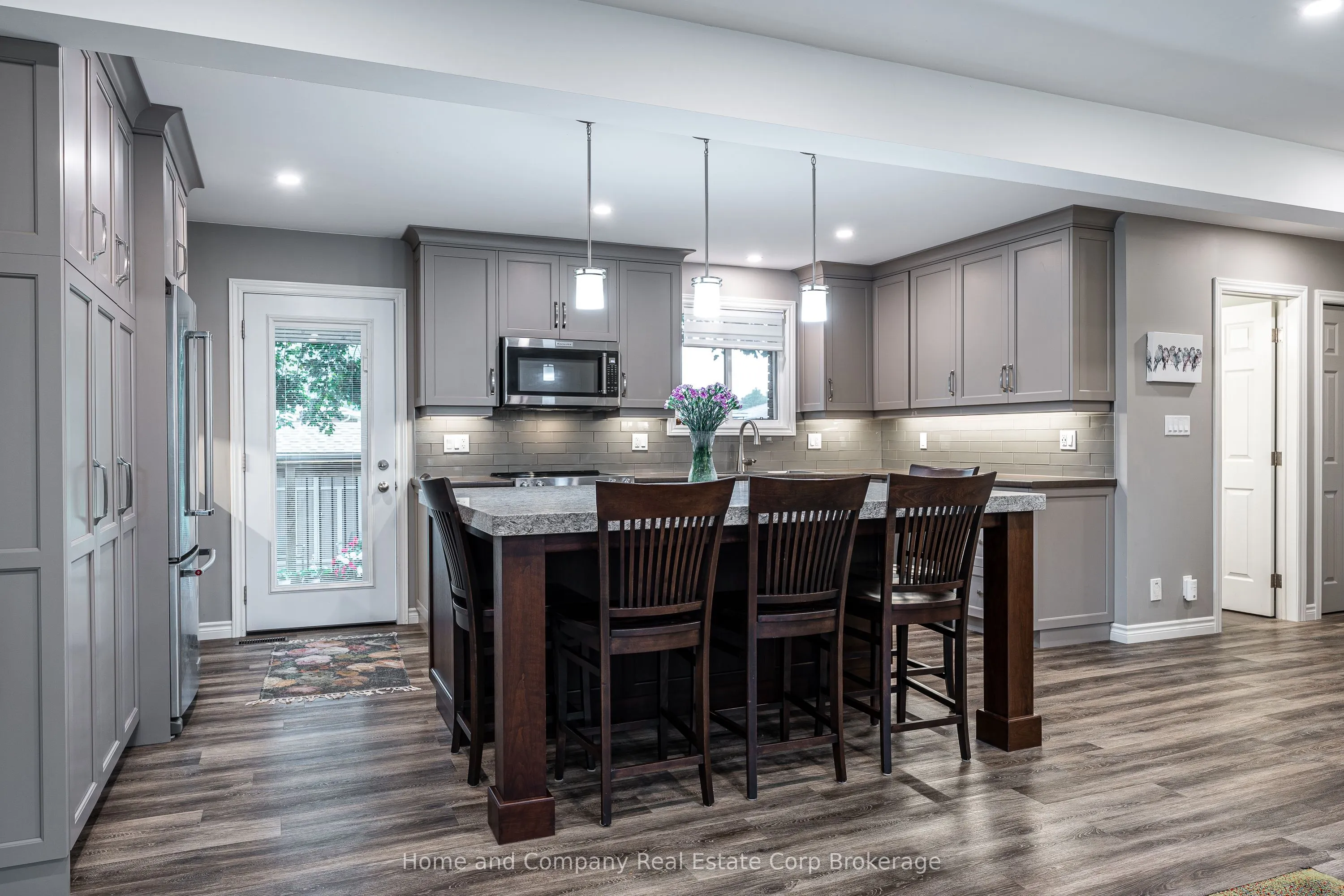 152 Kemp Crescent
