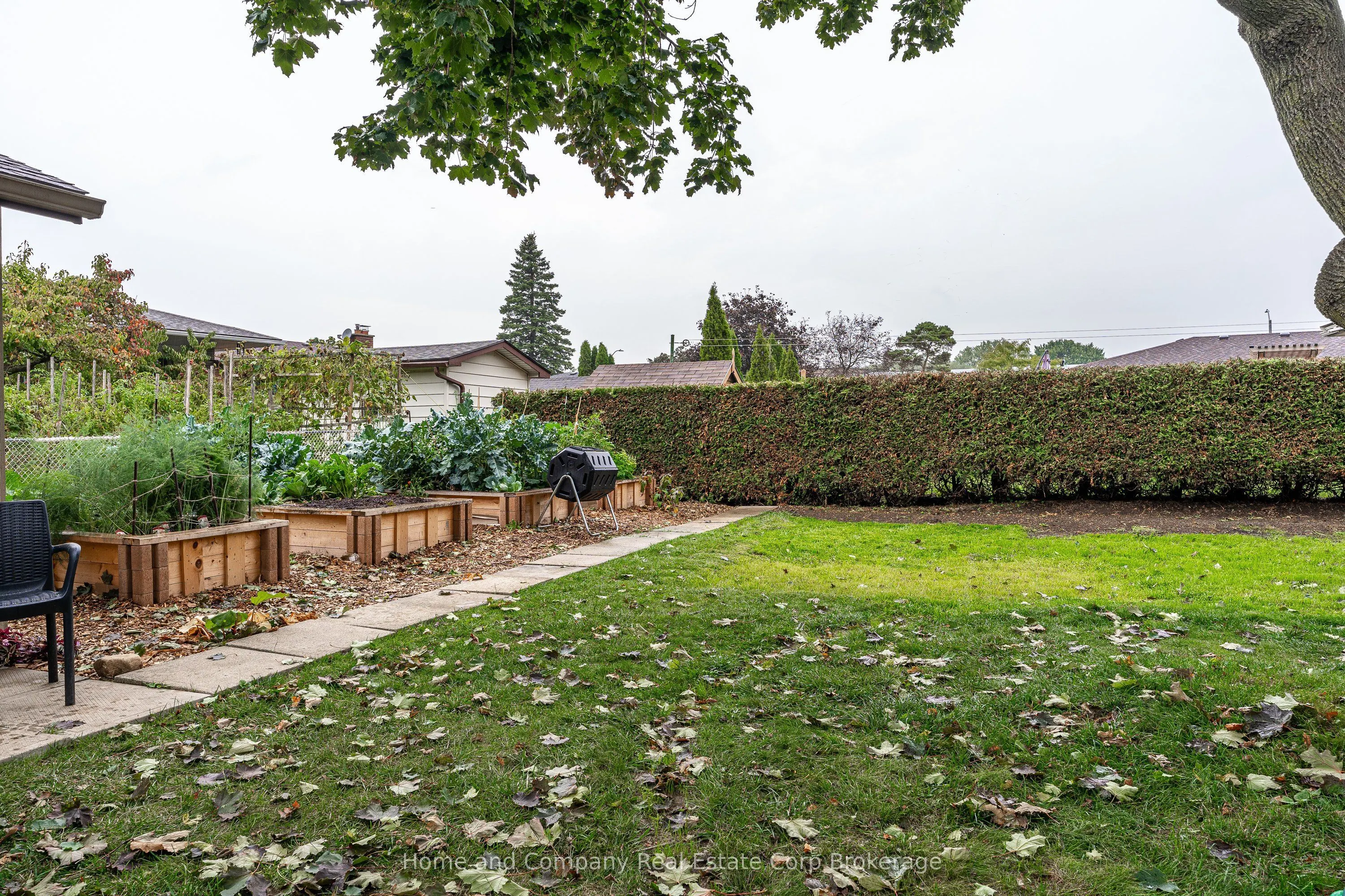 152 Kemp Crescent
