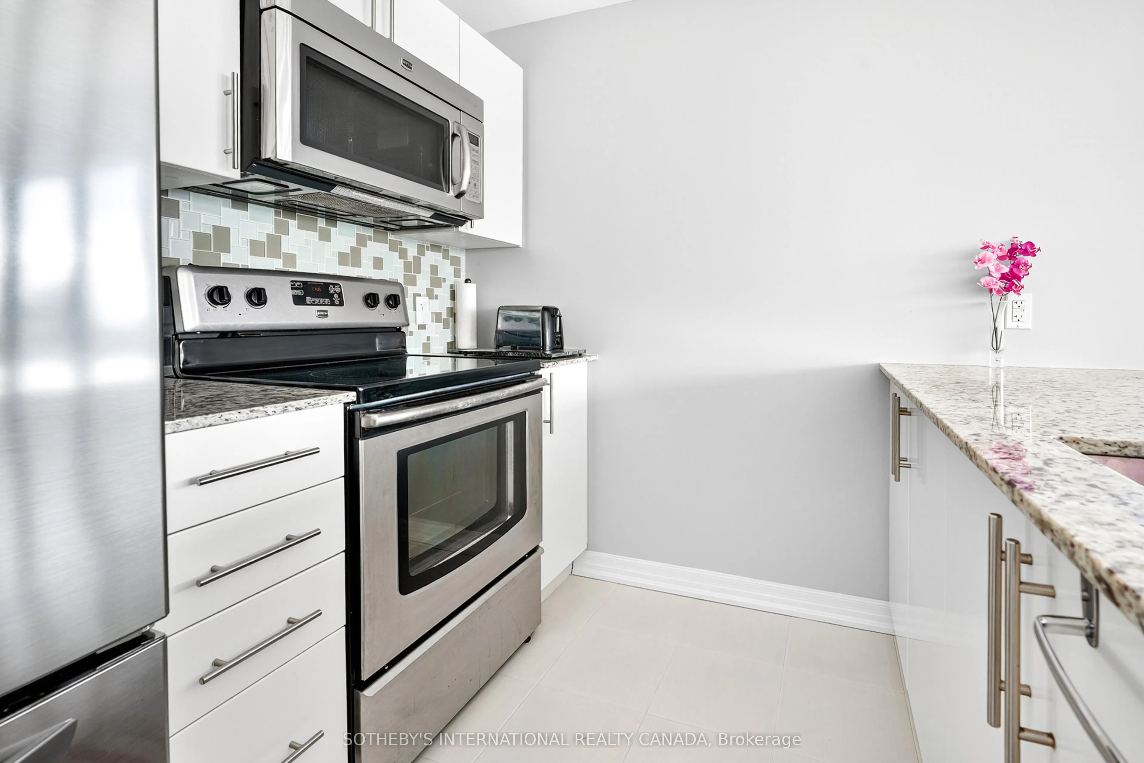 90 Landry Street, #1509