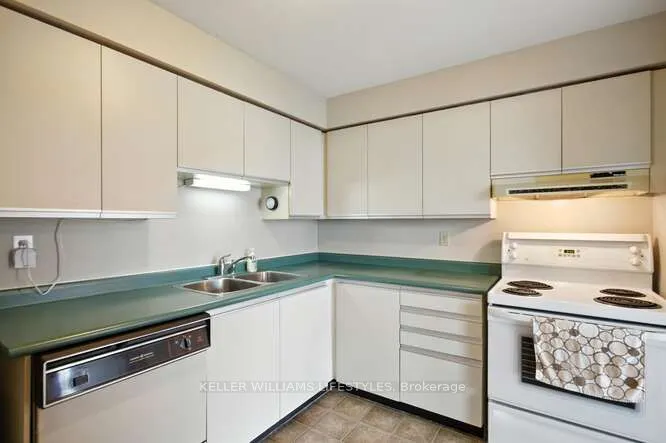 127 Belmont Drive, #701
