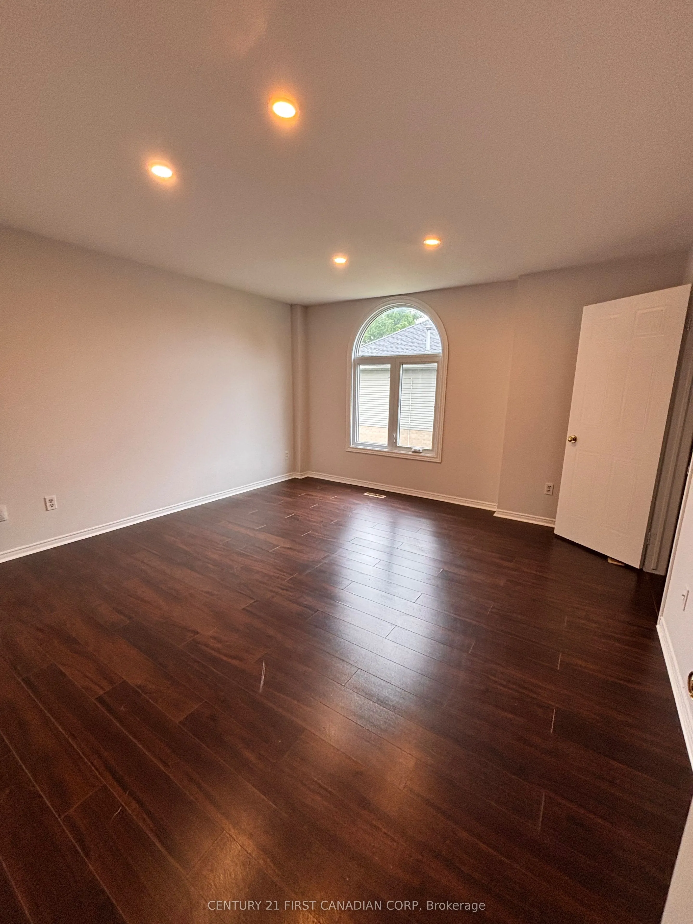 925 Lawson Road, #14