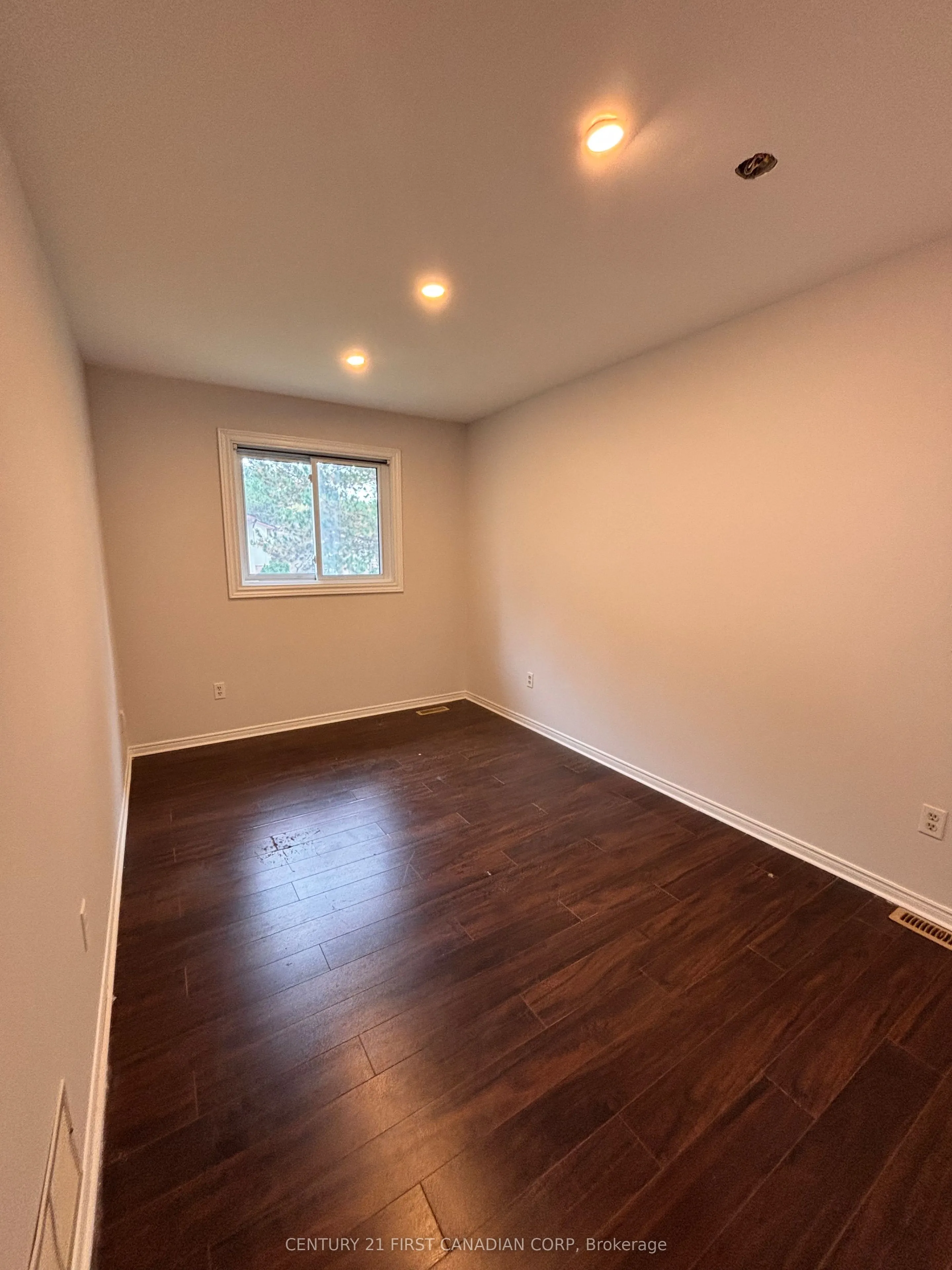925 Lawson Road, #14