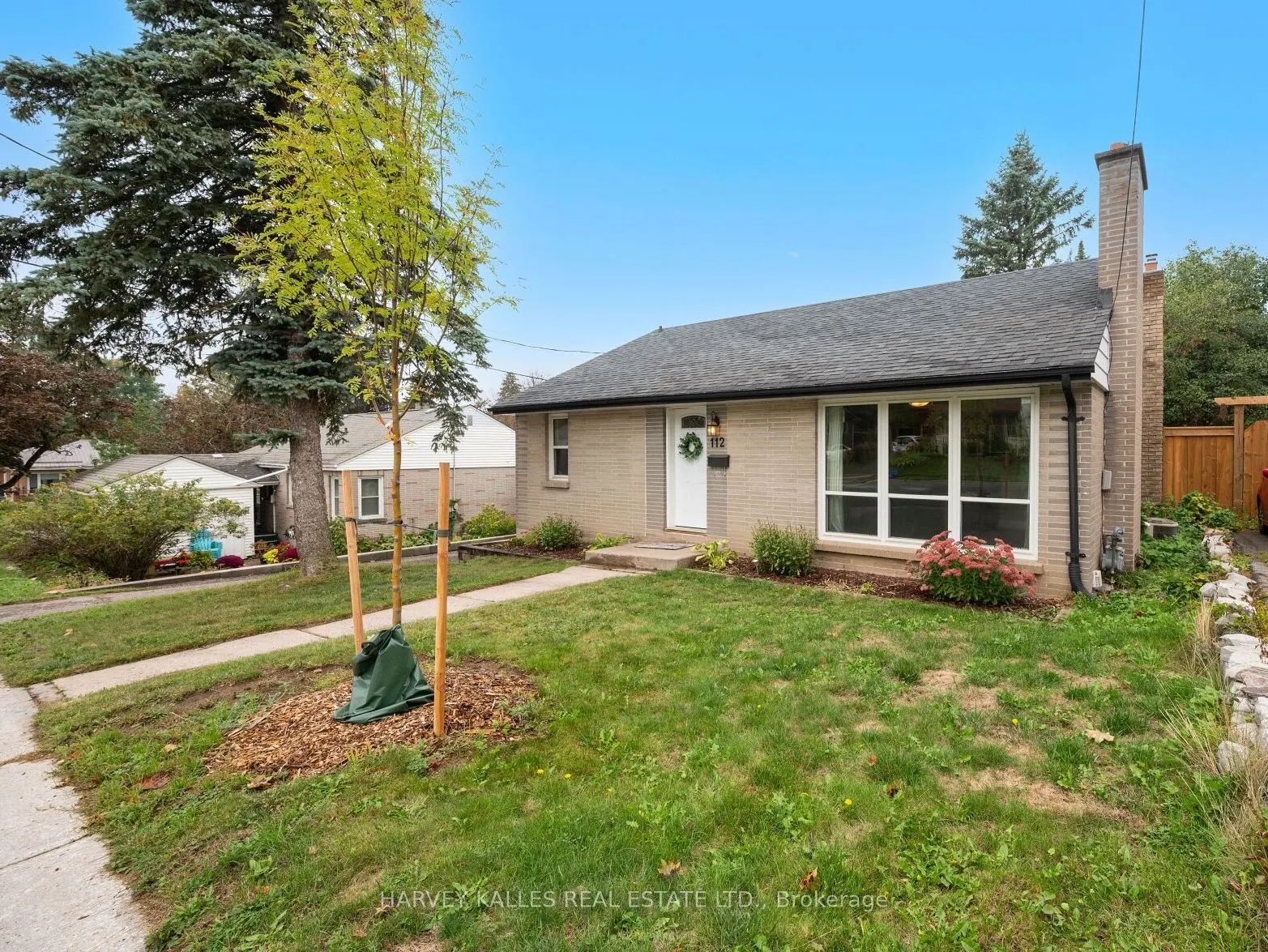 112 DUMBLE Avenue