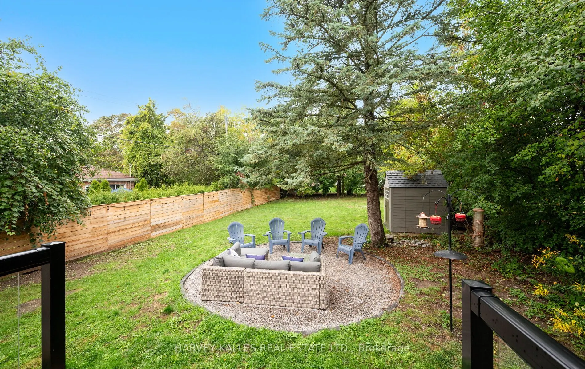 112 DUMBLE Avenue