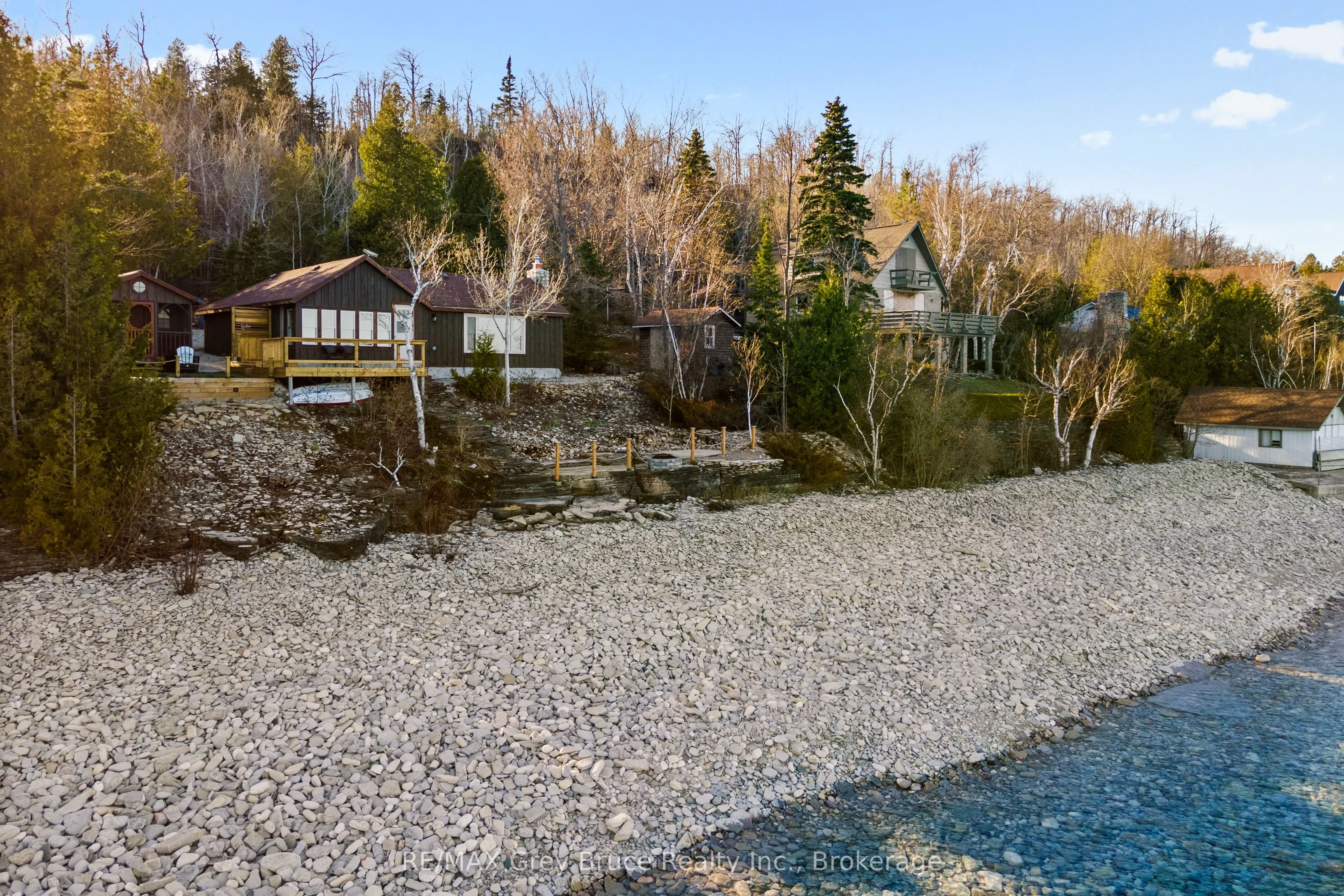 1132 Dyers Bay Road