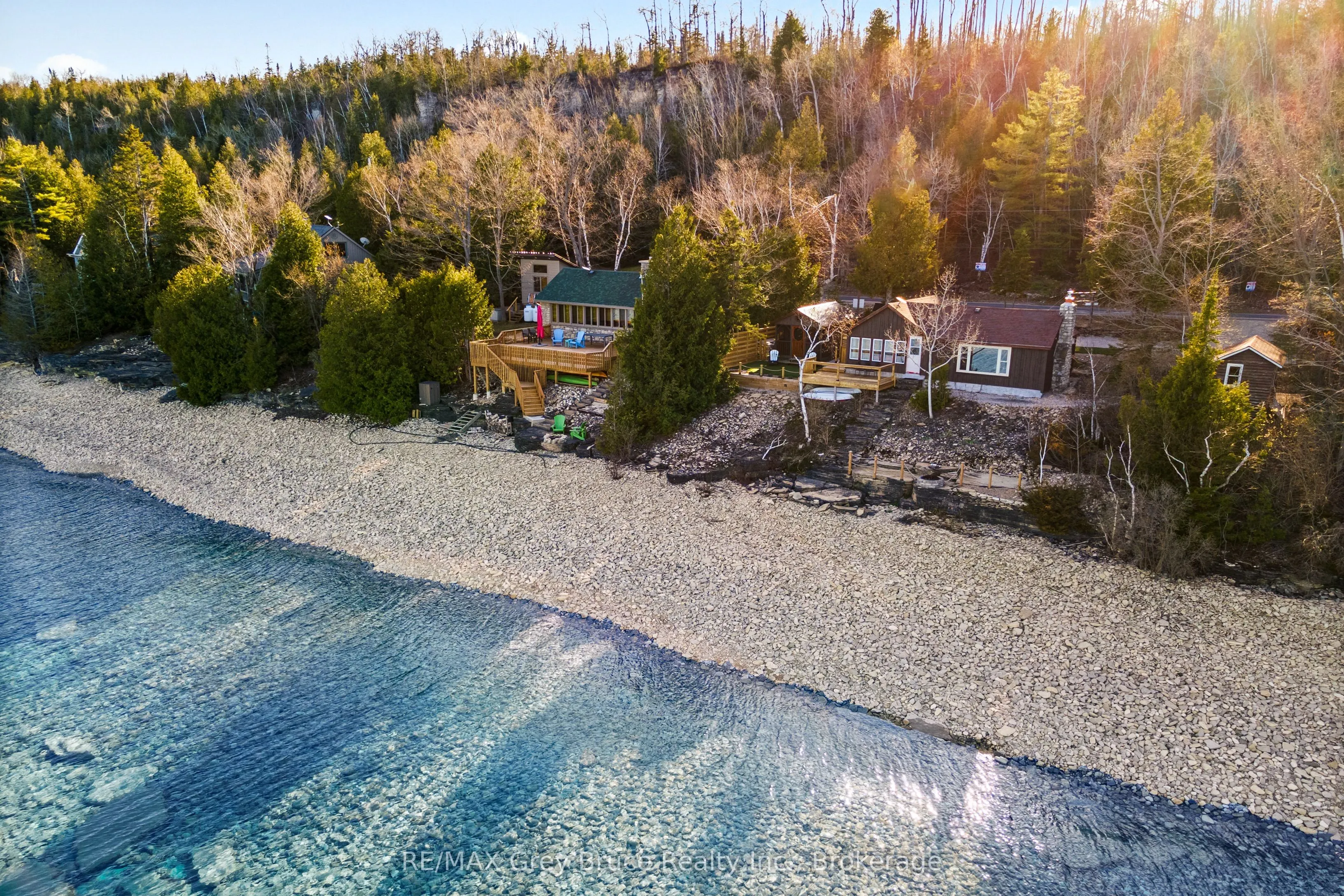 1132 Dyers Bay Road
