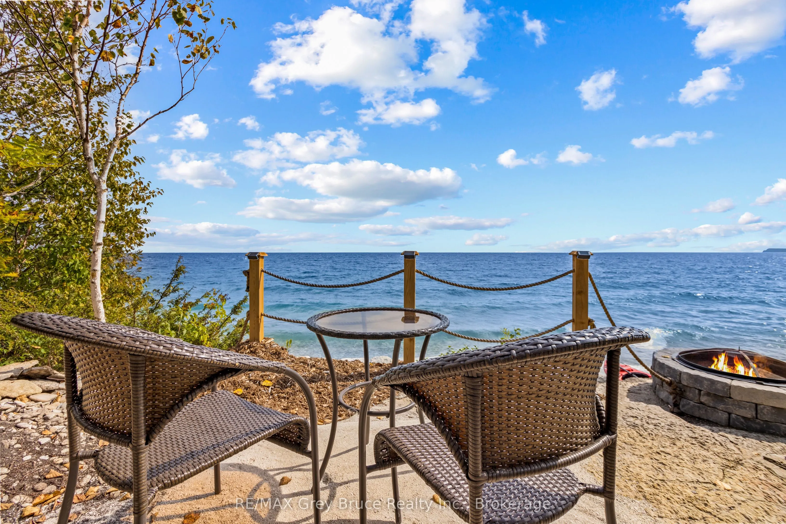 1132 Dyers Bay Road