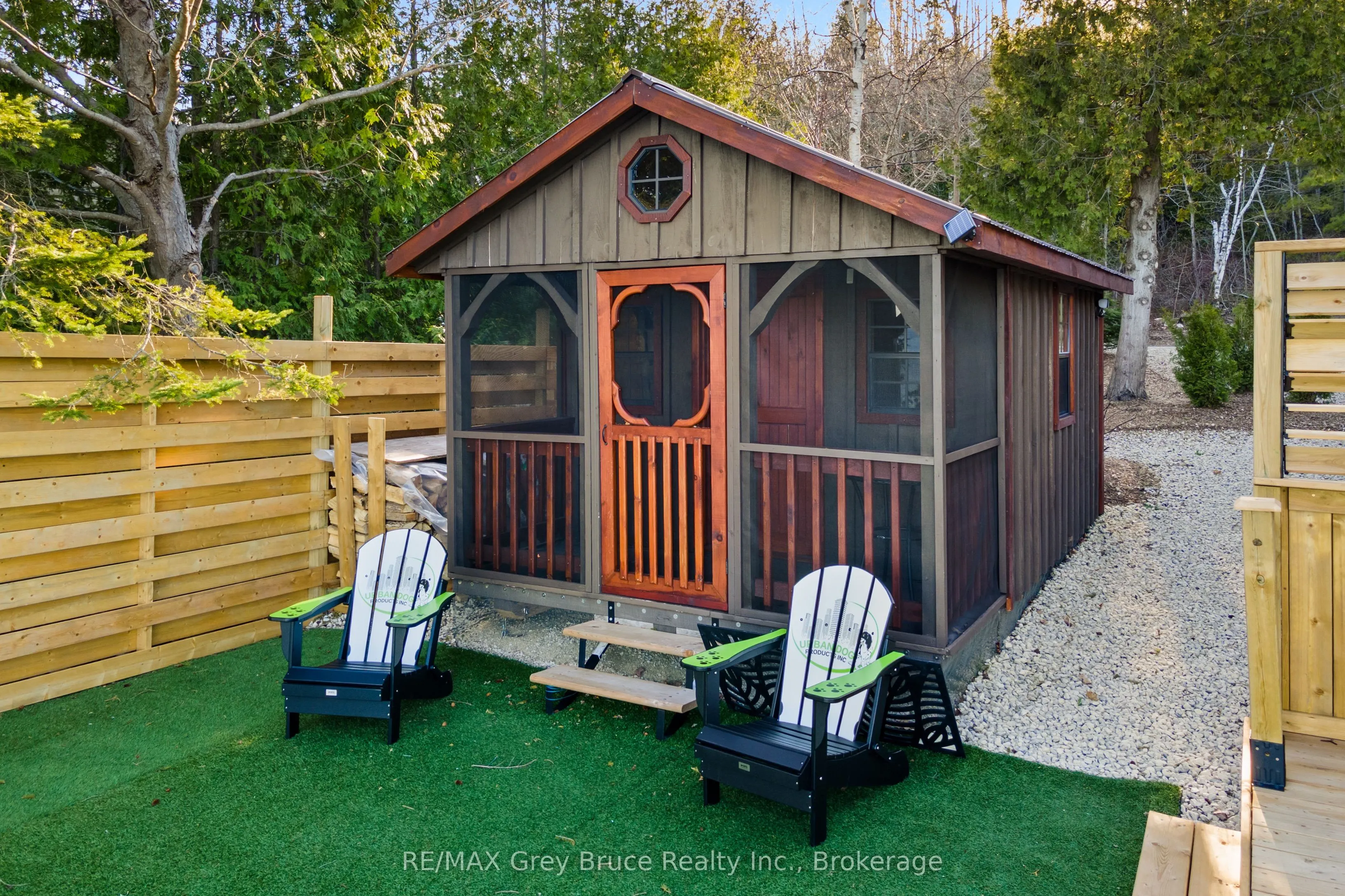 1132 Dyers Bay Road