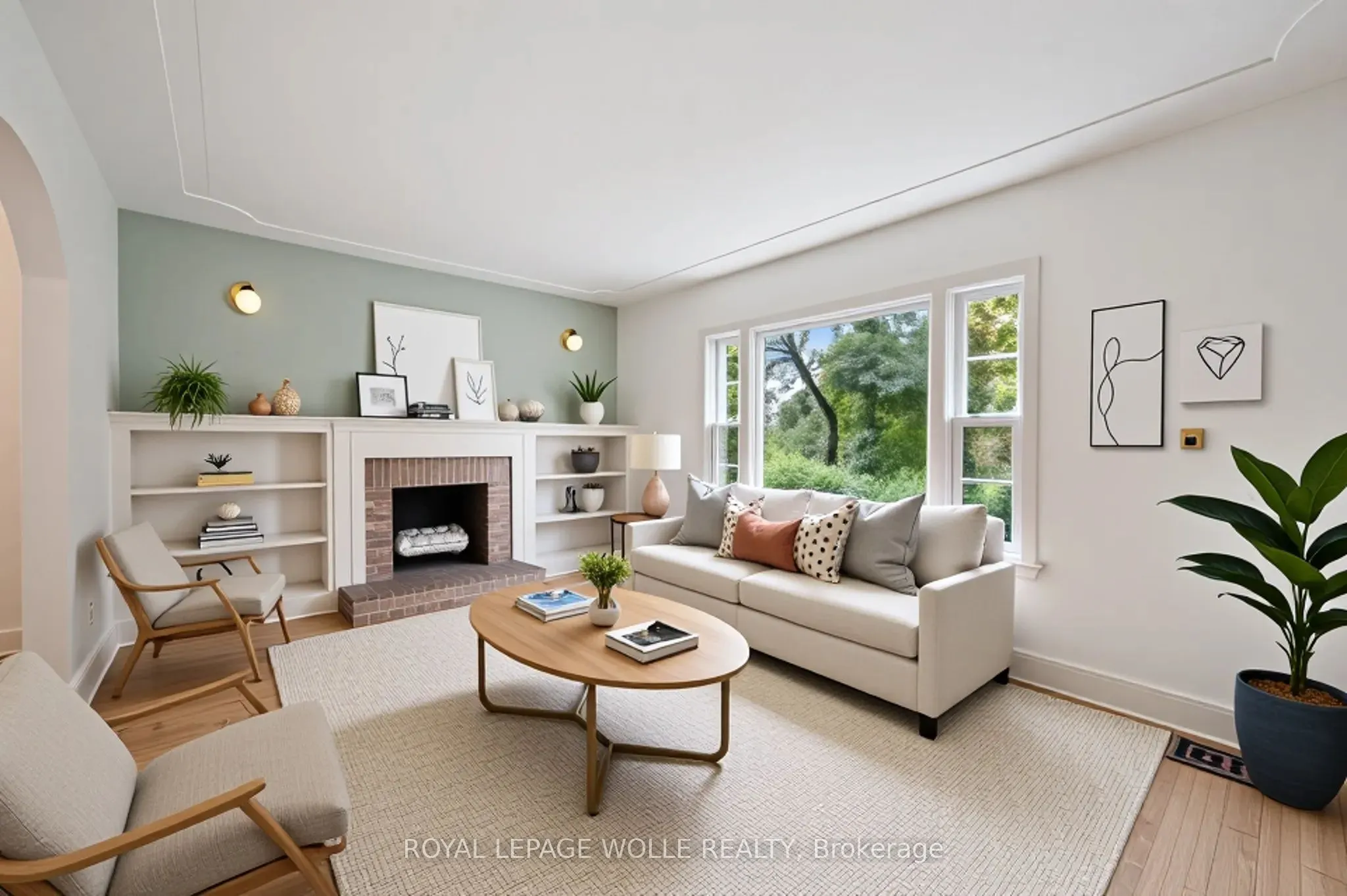 103 Dunbar Road S