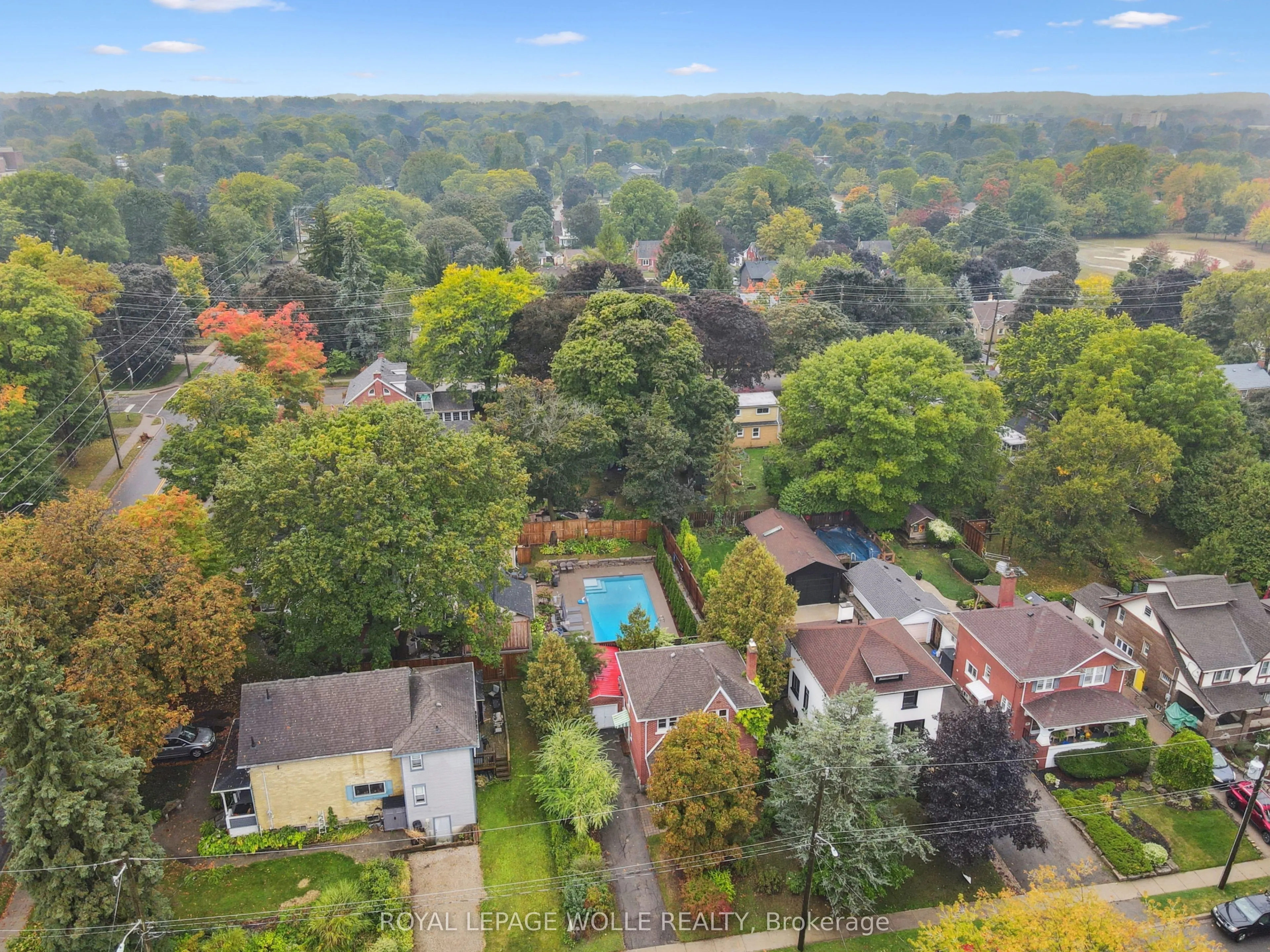 103 Dunbar Road S