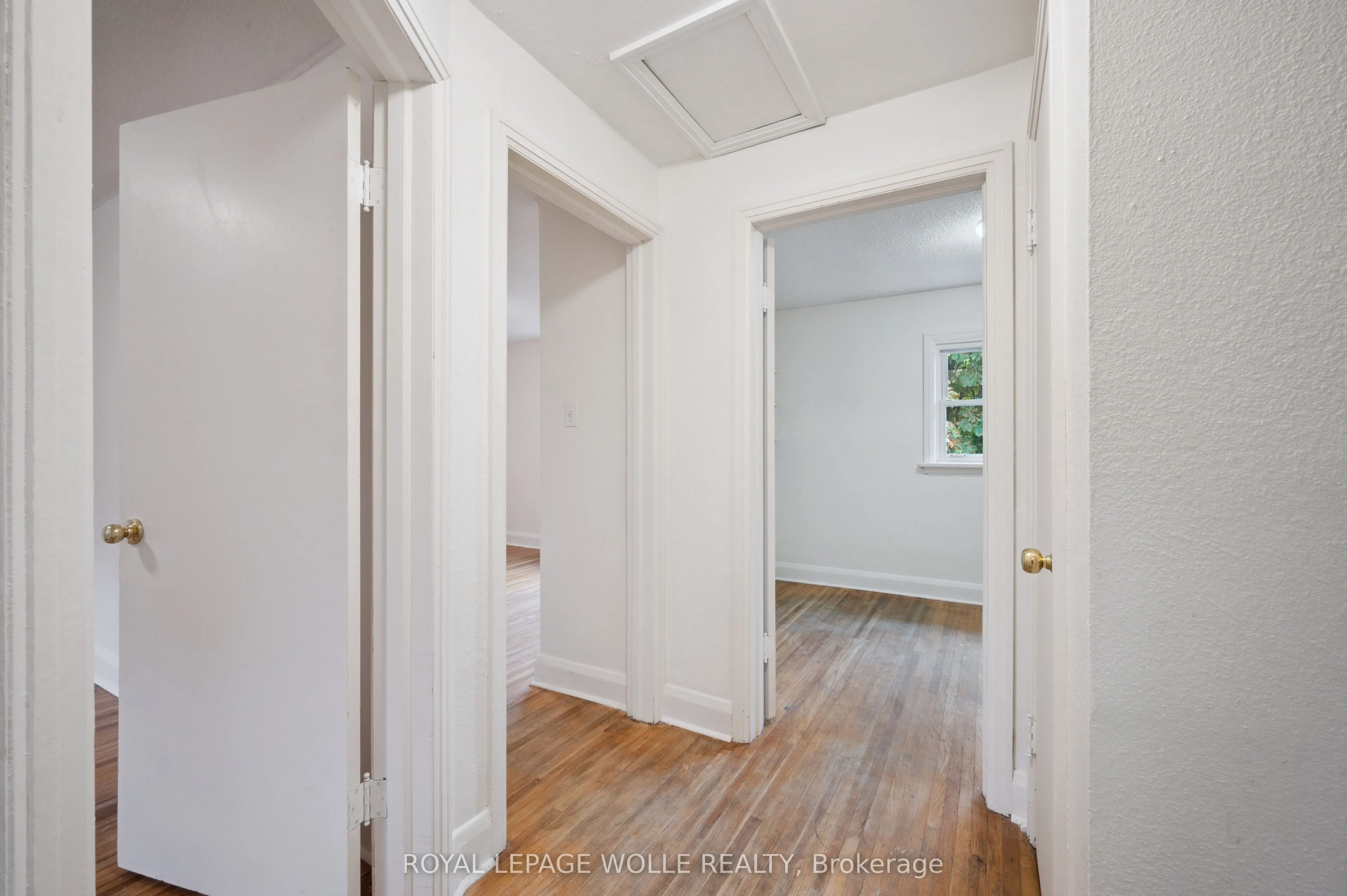 103 Dunbar Road S