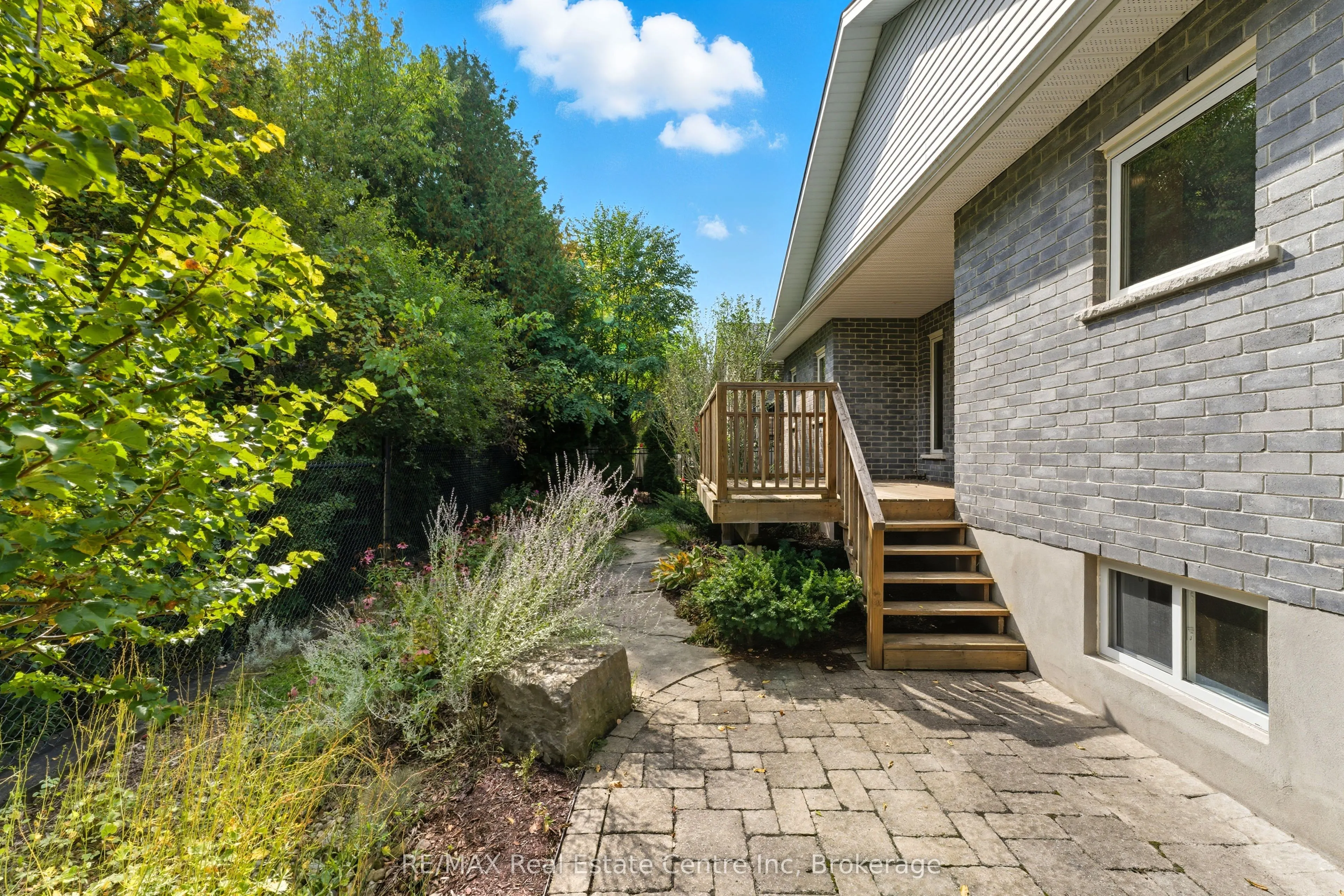 15 Valley Road, #19