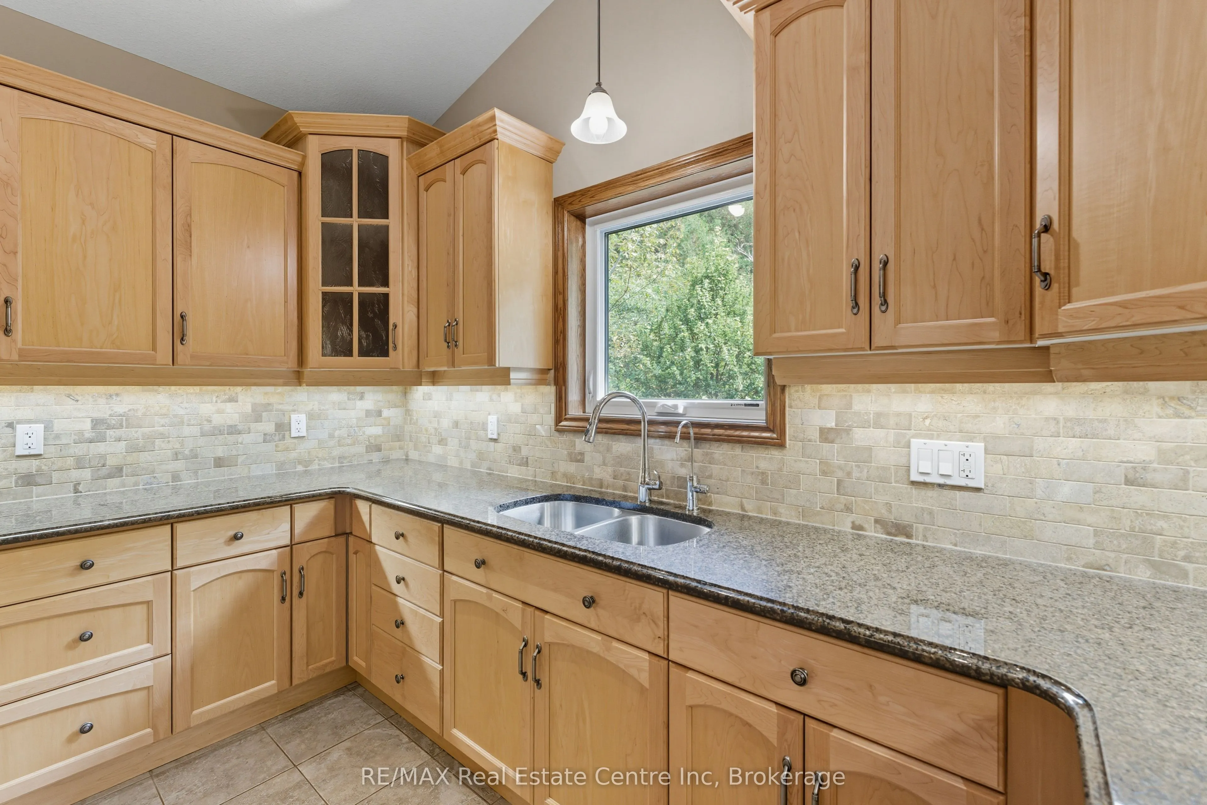 15 Valley Road, #19