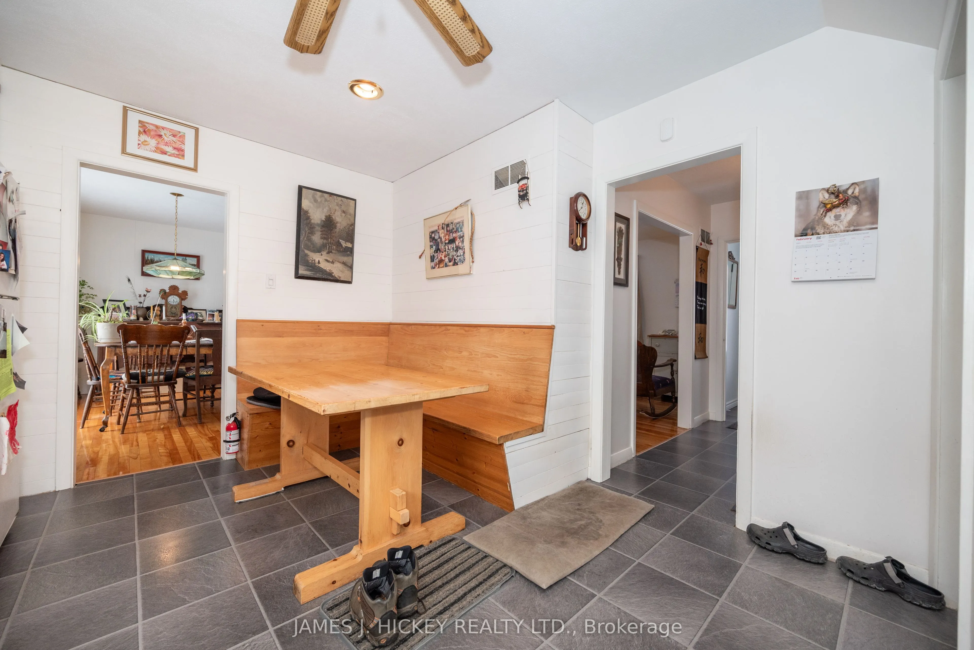 8 Tweedsmuir Place