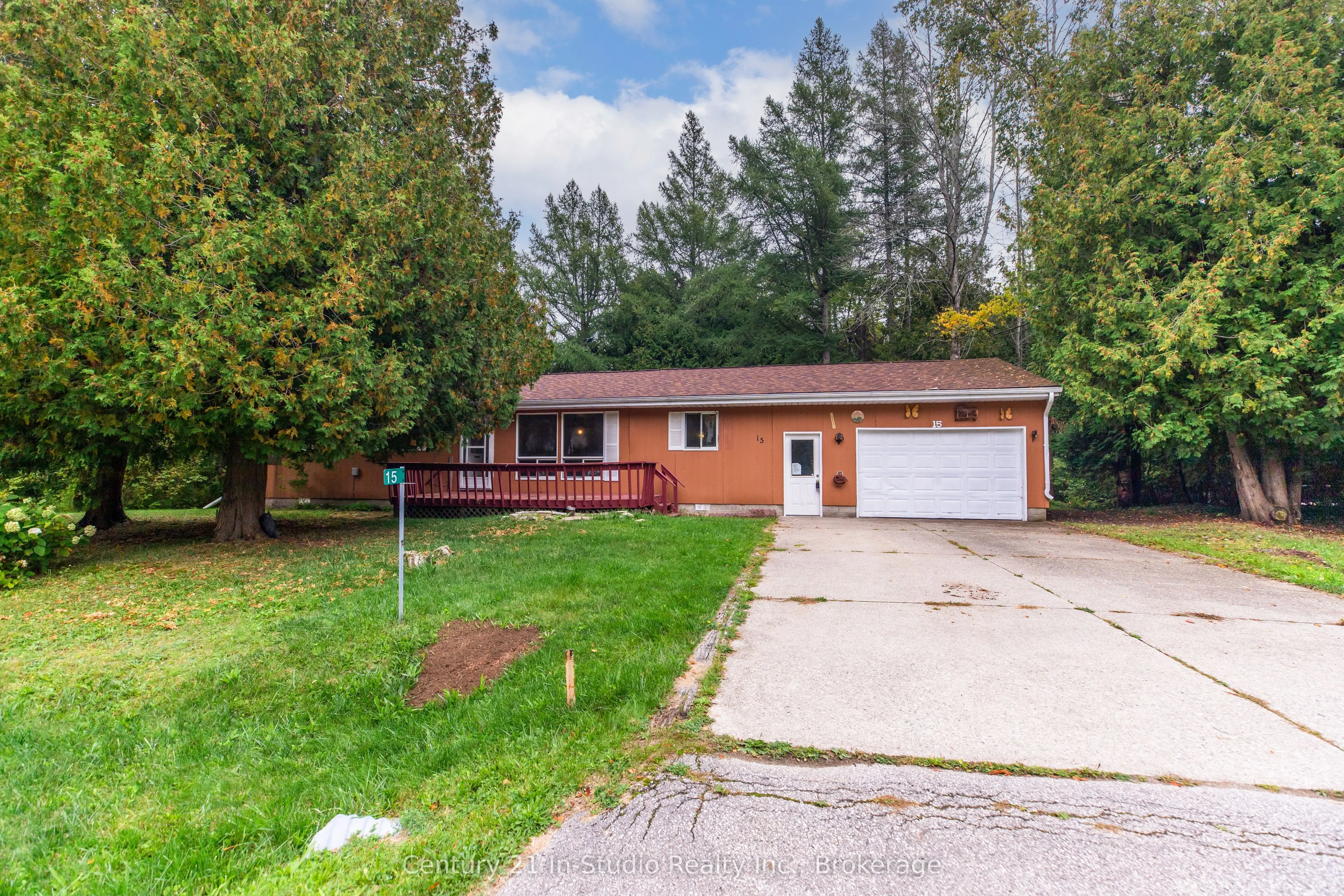 15 WHITEFISH Boulevard