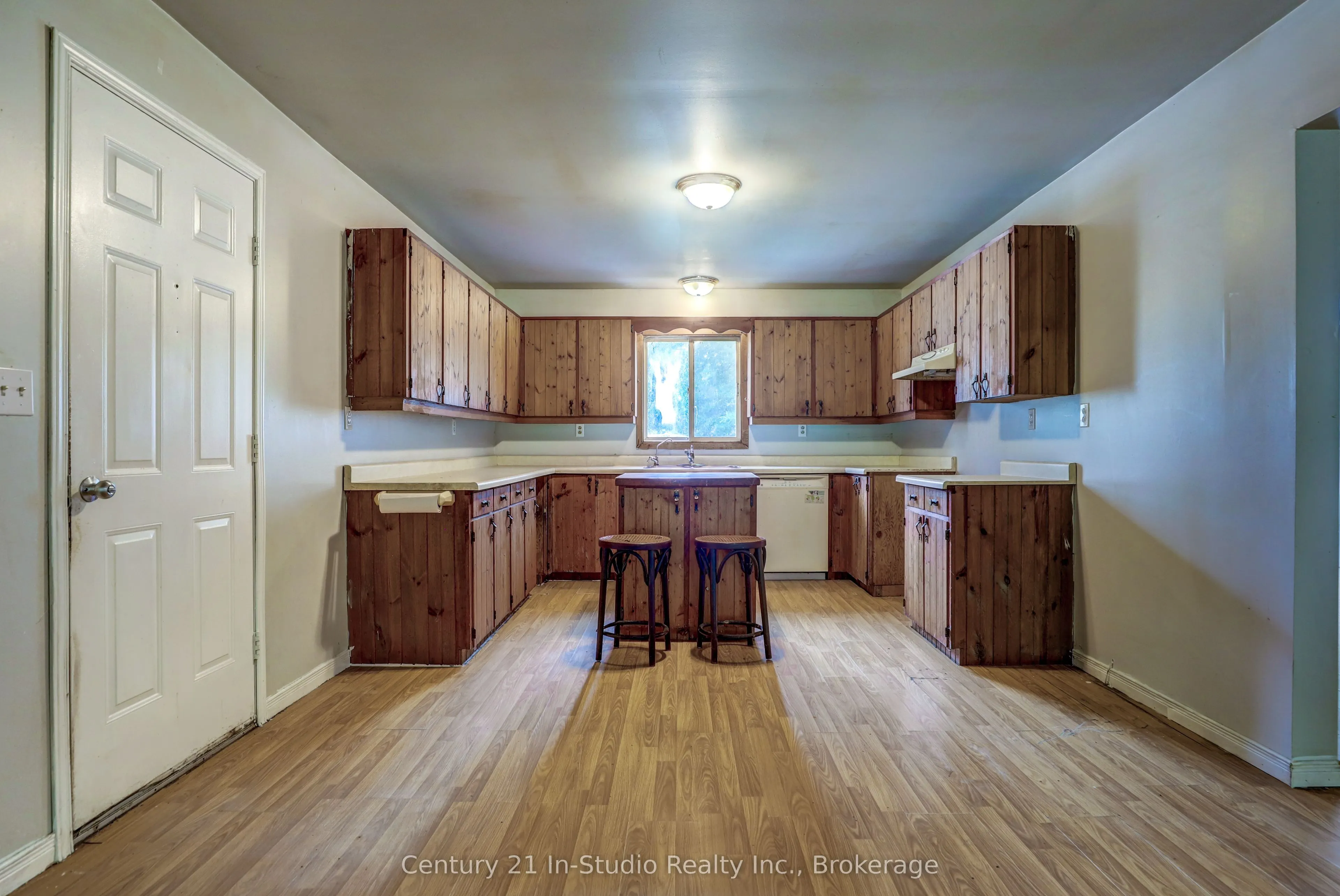 15 WHITEFISH Boulevard