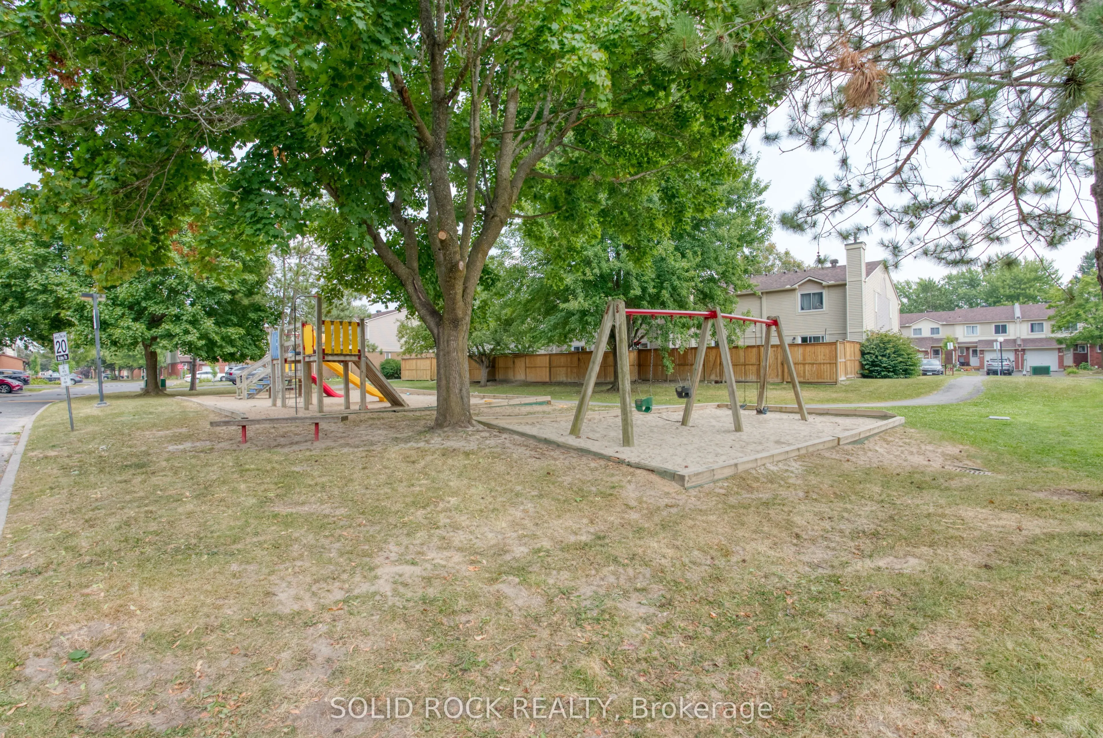 463 Canotia Place, #12