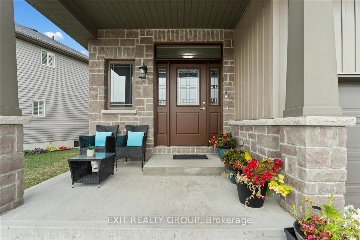 82 Mountain Ash Drive